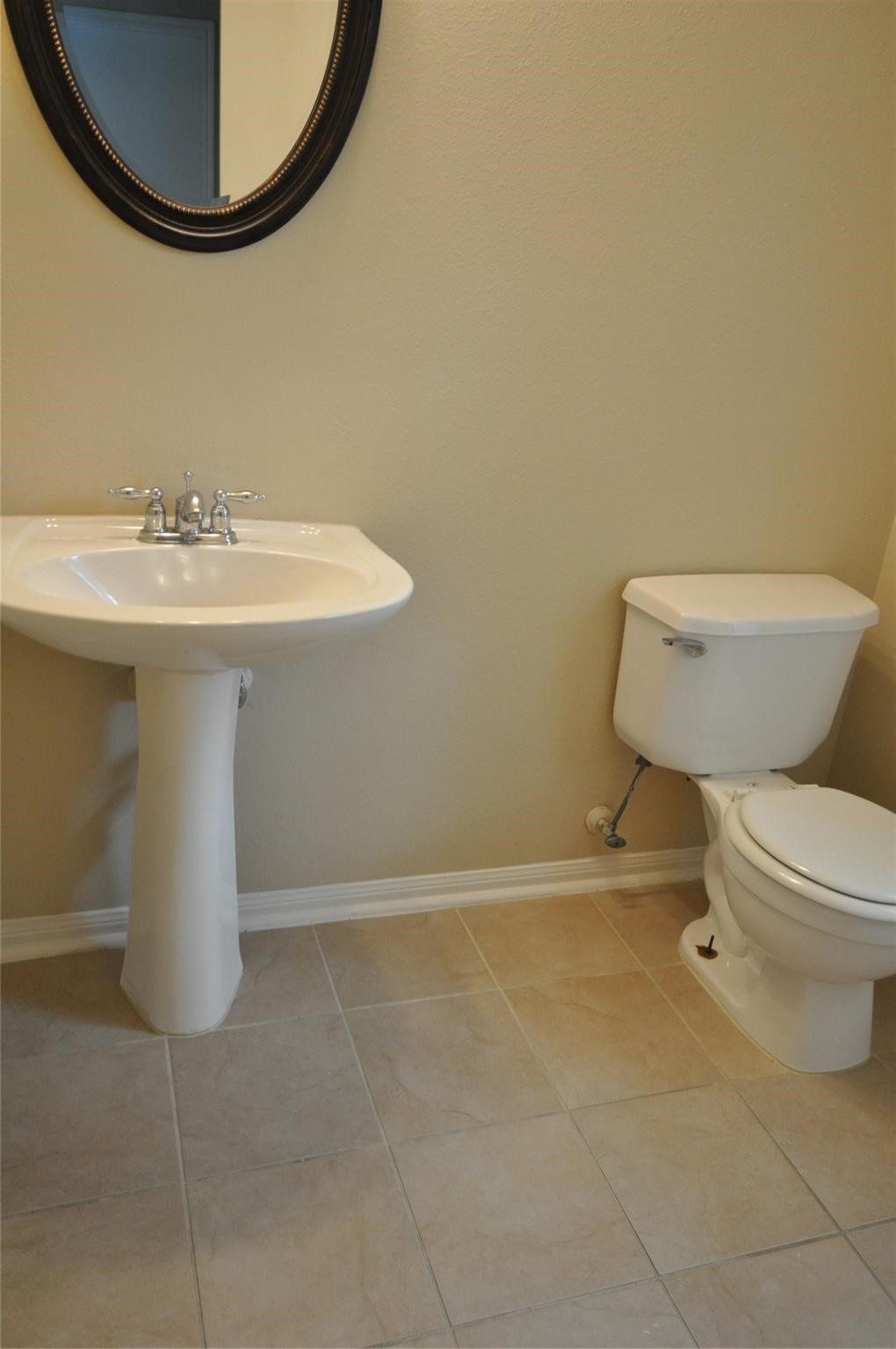 5823 Ridgebluff Lane Property Photo 9