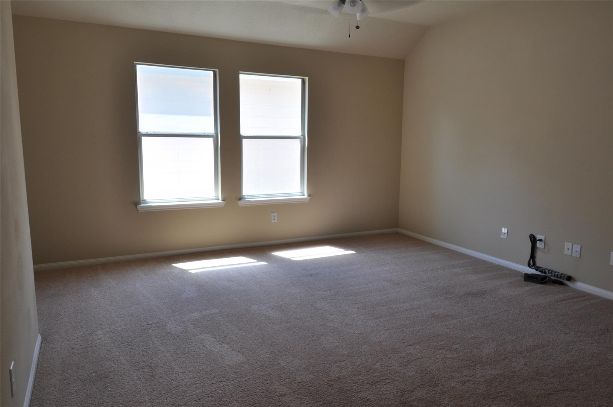 5823 Ridgebluff Lane Property Photo 16