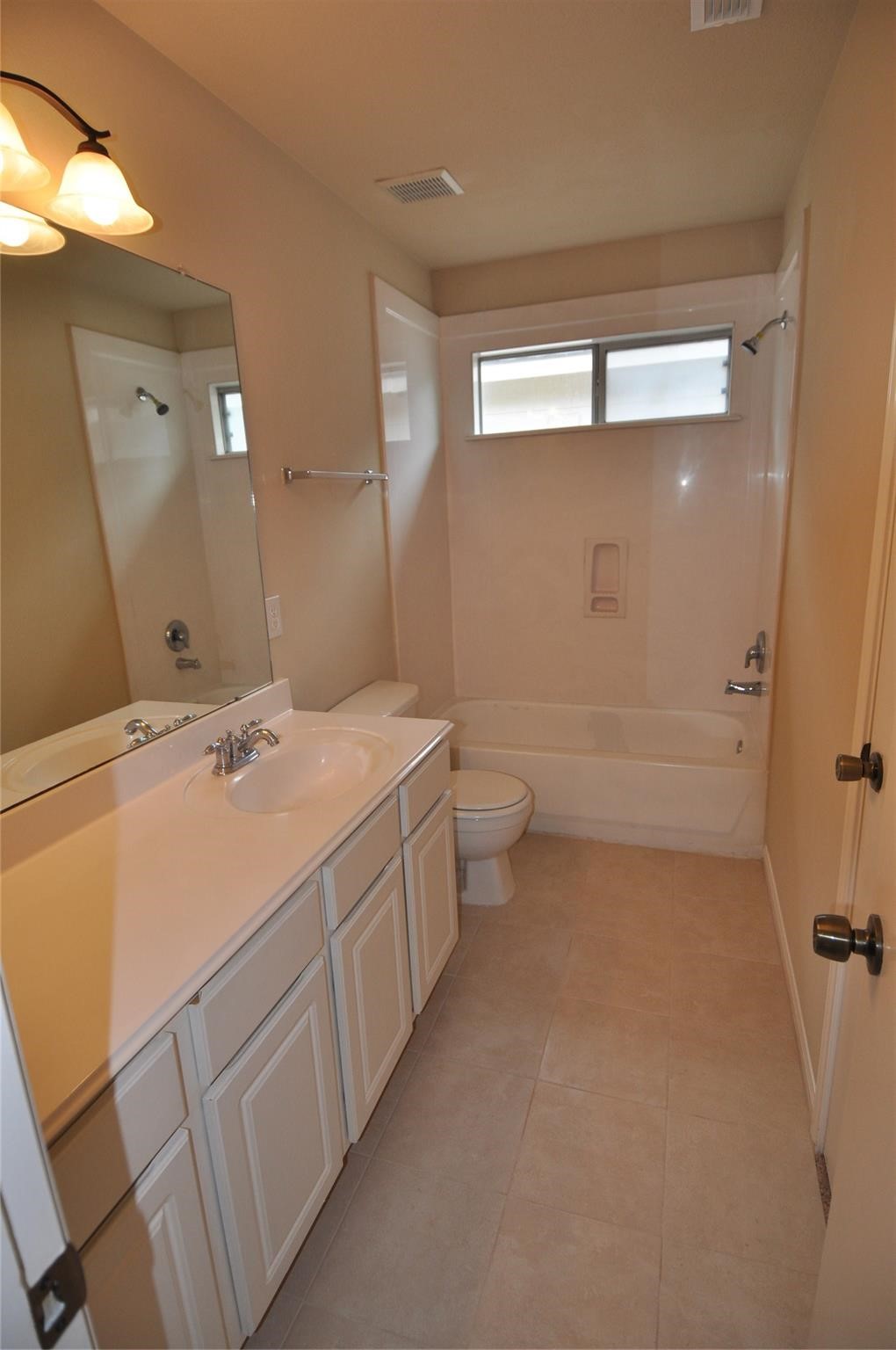 5823 Ridgebluff Lane Property Photo 18
