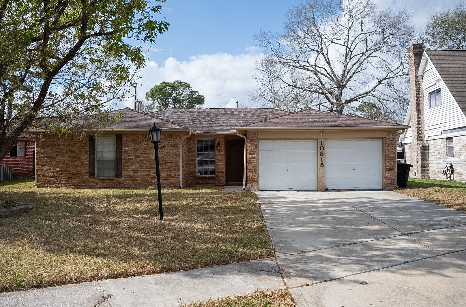 10815 Sagecrest Lane Property Photo 2