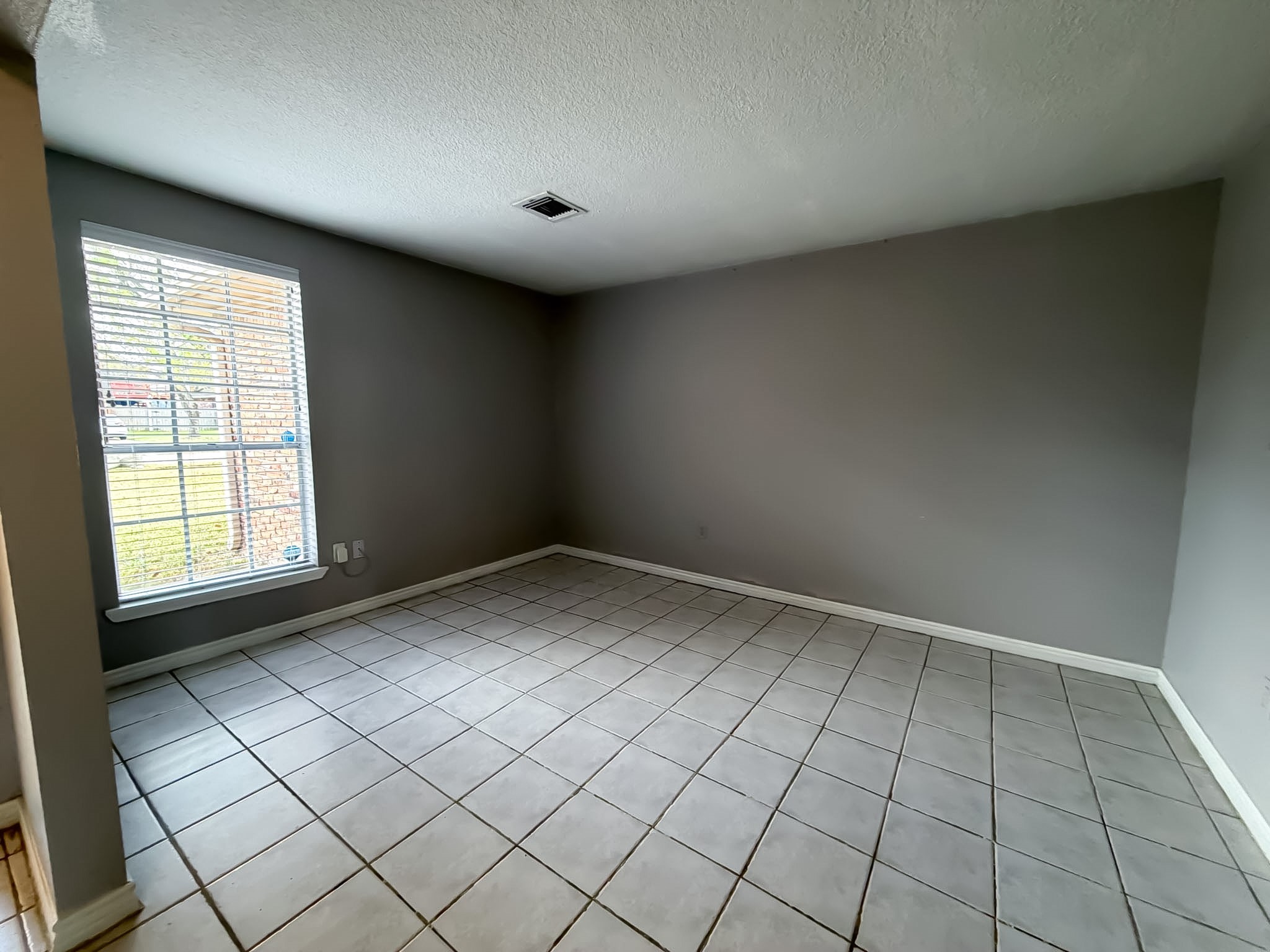 10815 Sagecrest Lane Property Photo 5