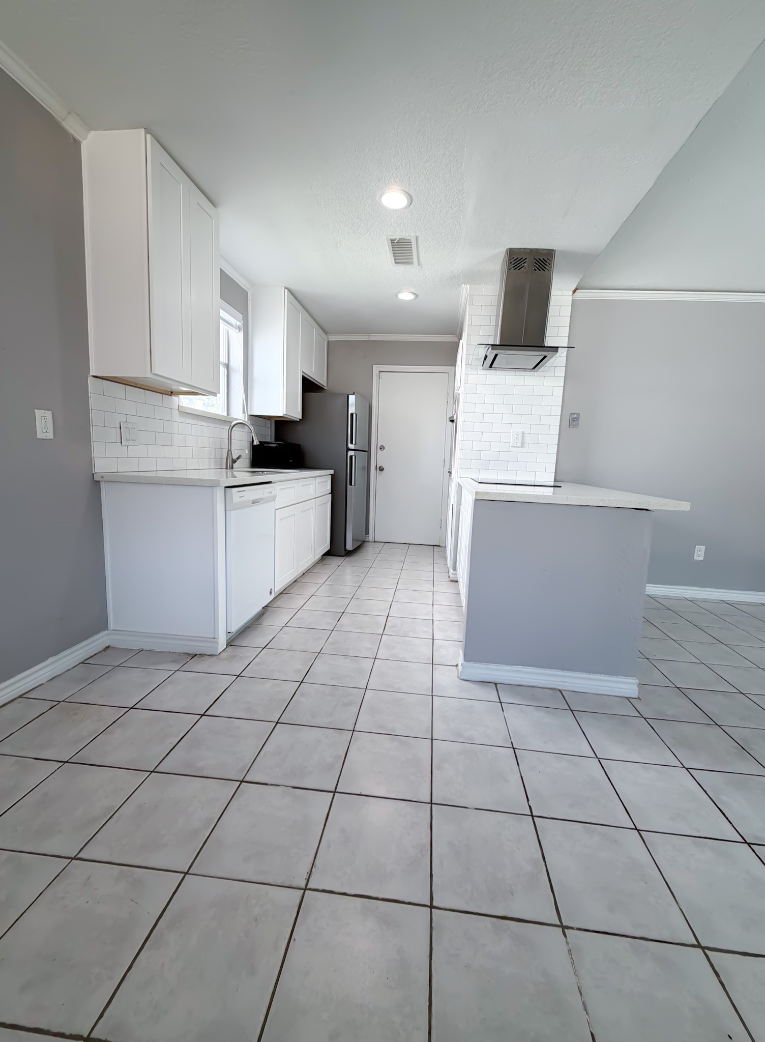 10815 Sagecrest Lane Property Photo 9