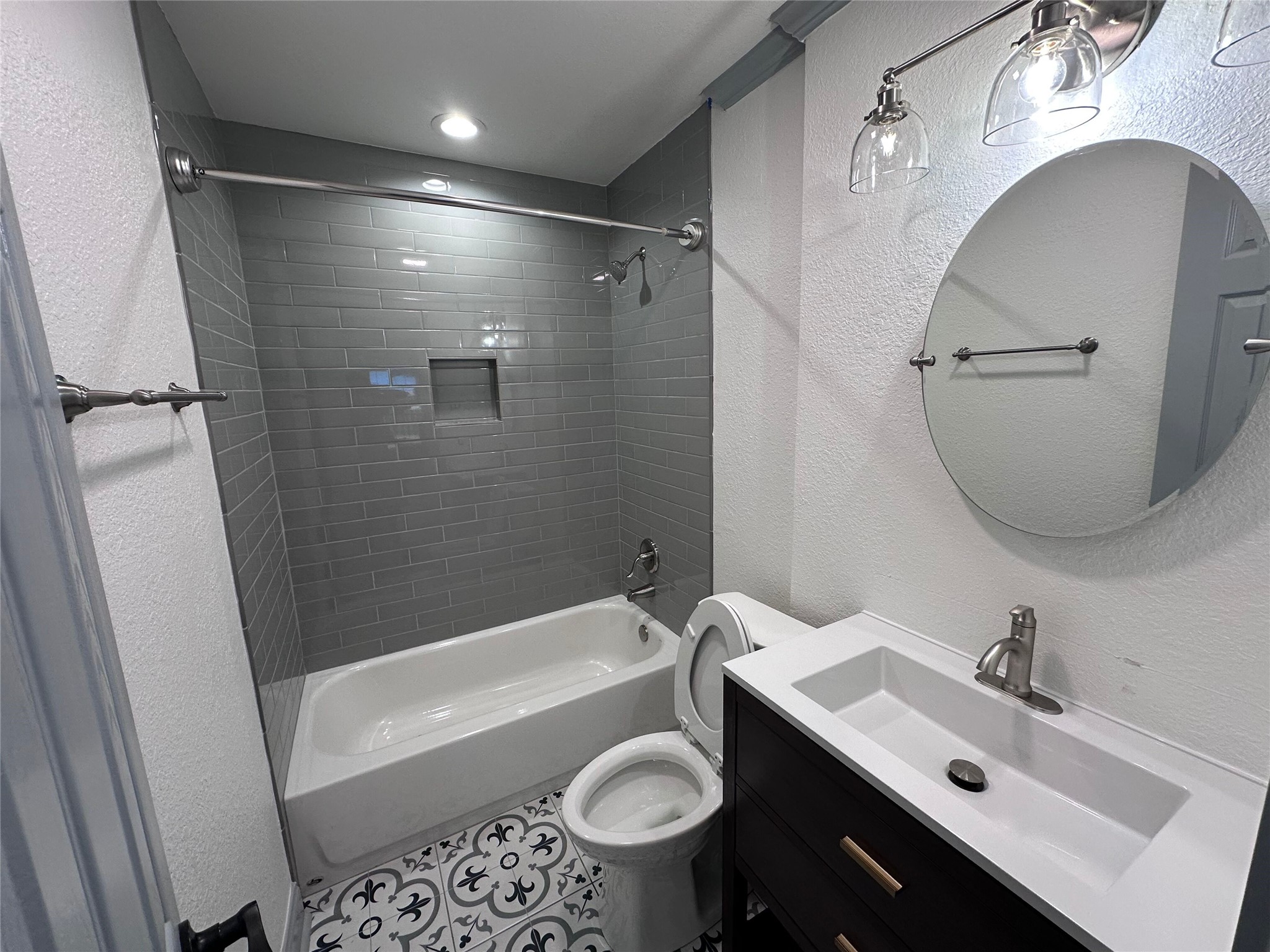 5315 Avenue R Property Photo 11