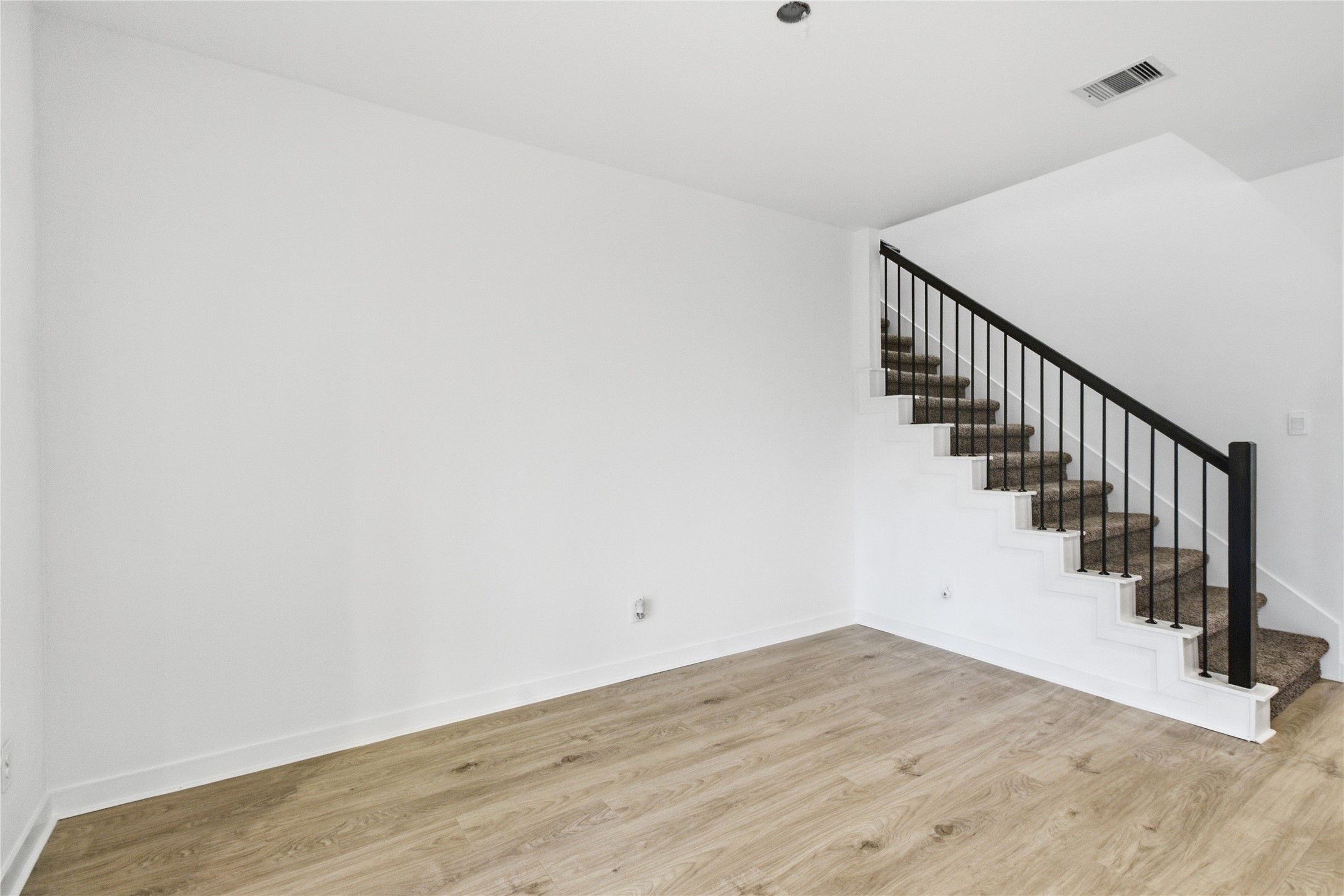 31738 Melkridge Road Property Photo 8