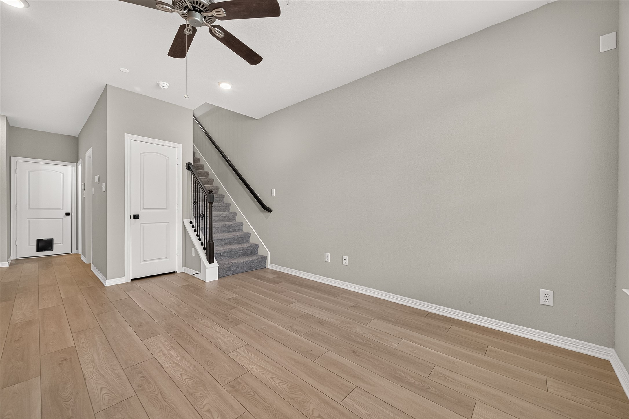 8033 Scanlan Trail Property Photo 7