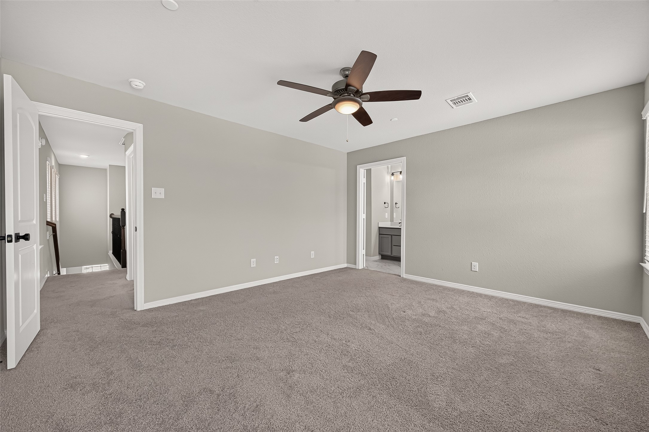 8033 Scanlan Trail Property Photo 21