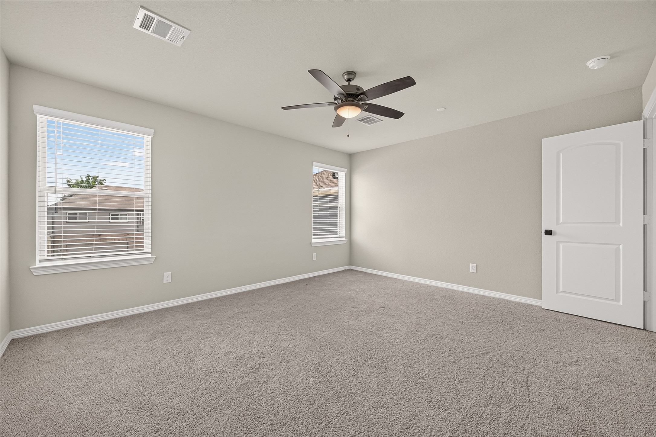 8033 Scanlan Trail Property Photo 23