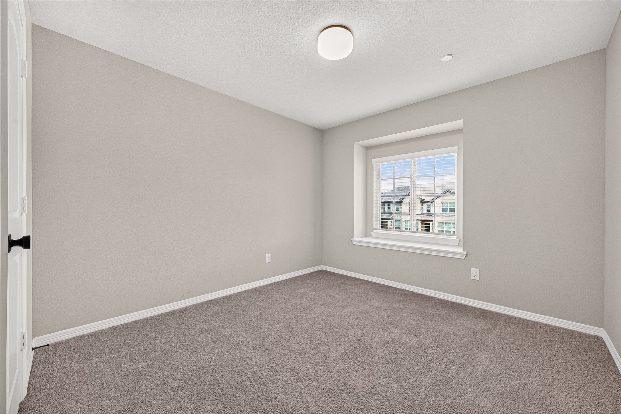 8033 Scanlan Trail Property Photo 30