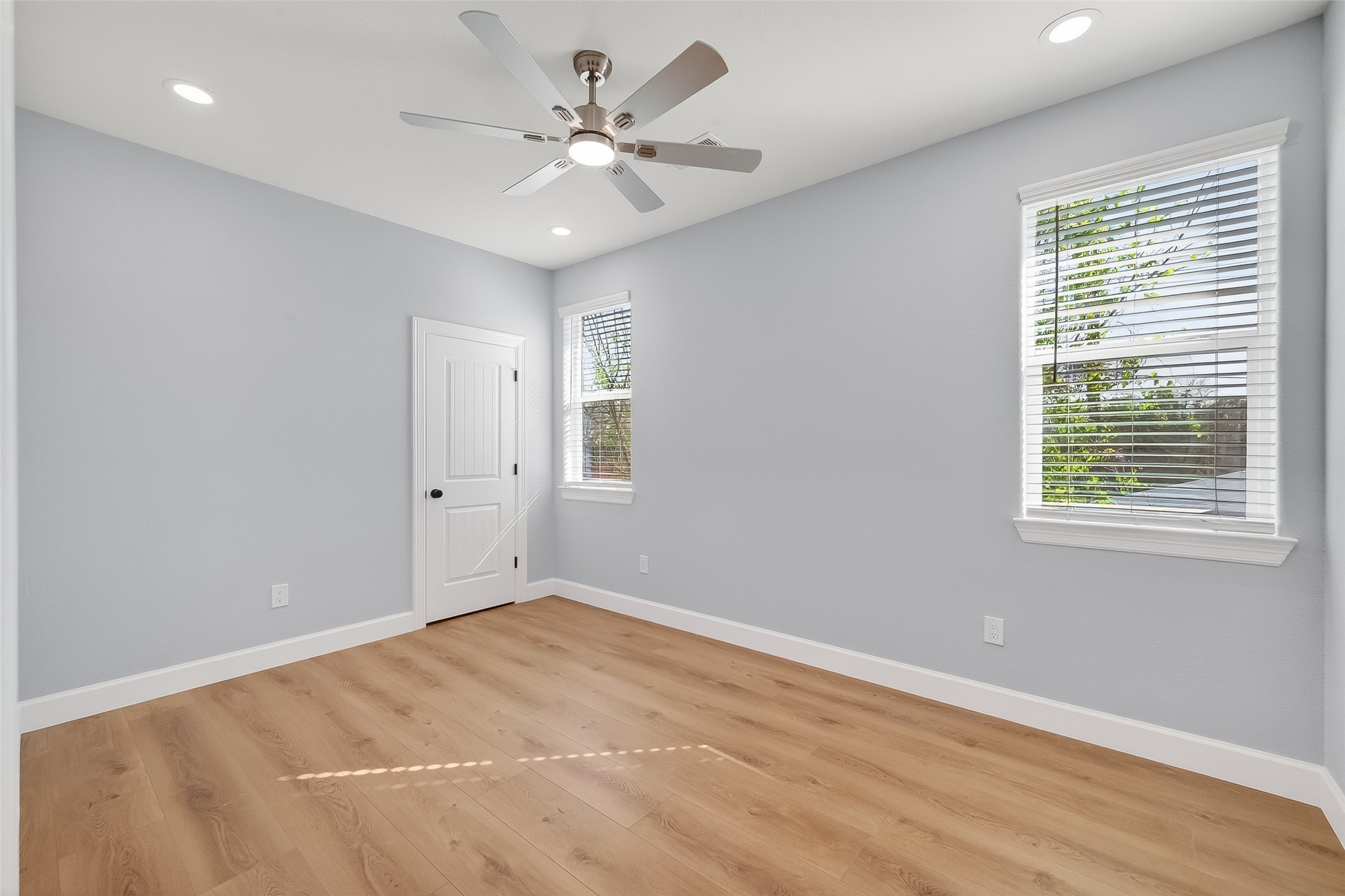 3344 Sanders Street Property Photo 45