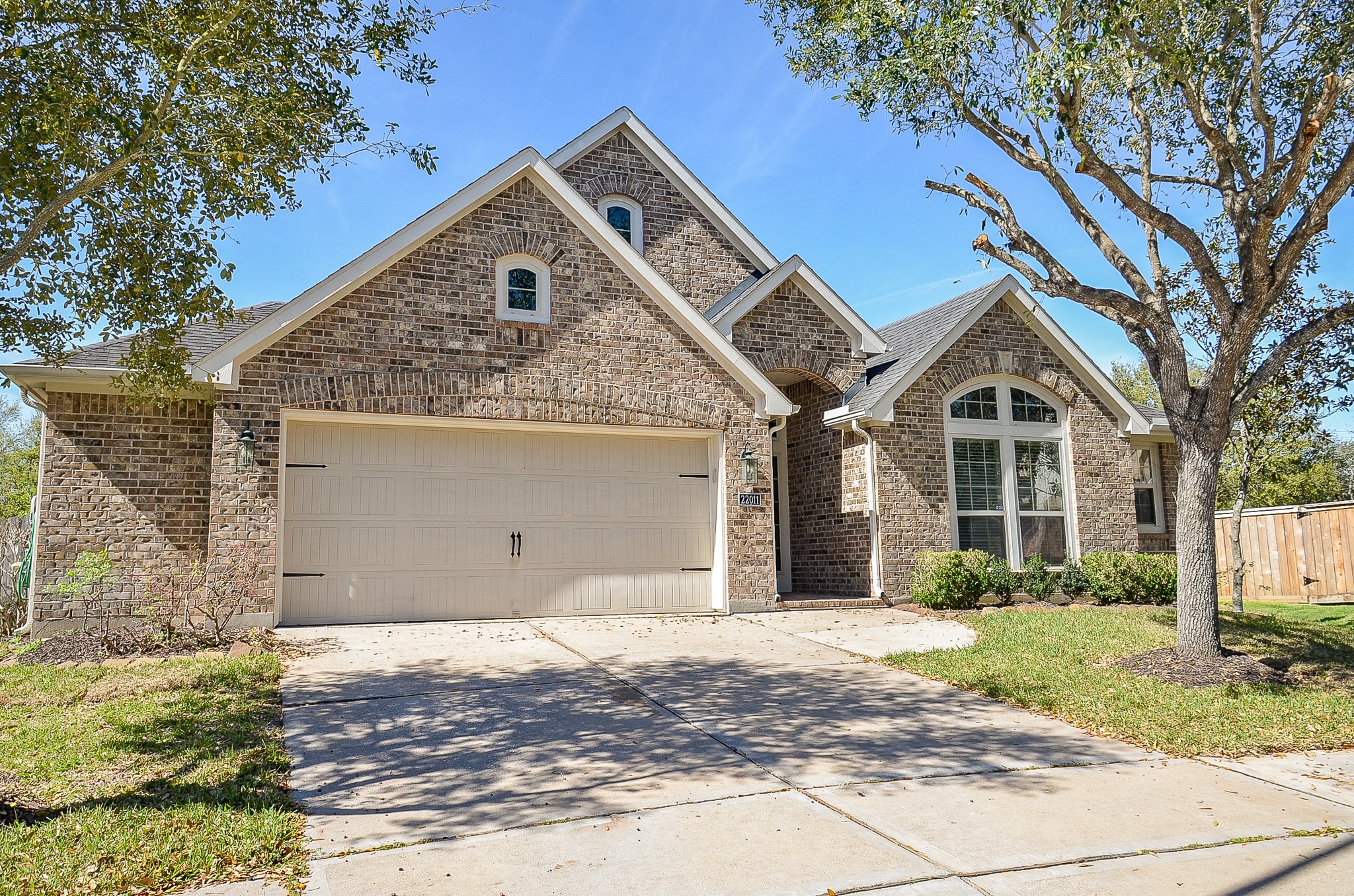22011 Larchmont Court Property Photo 1