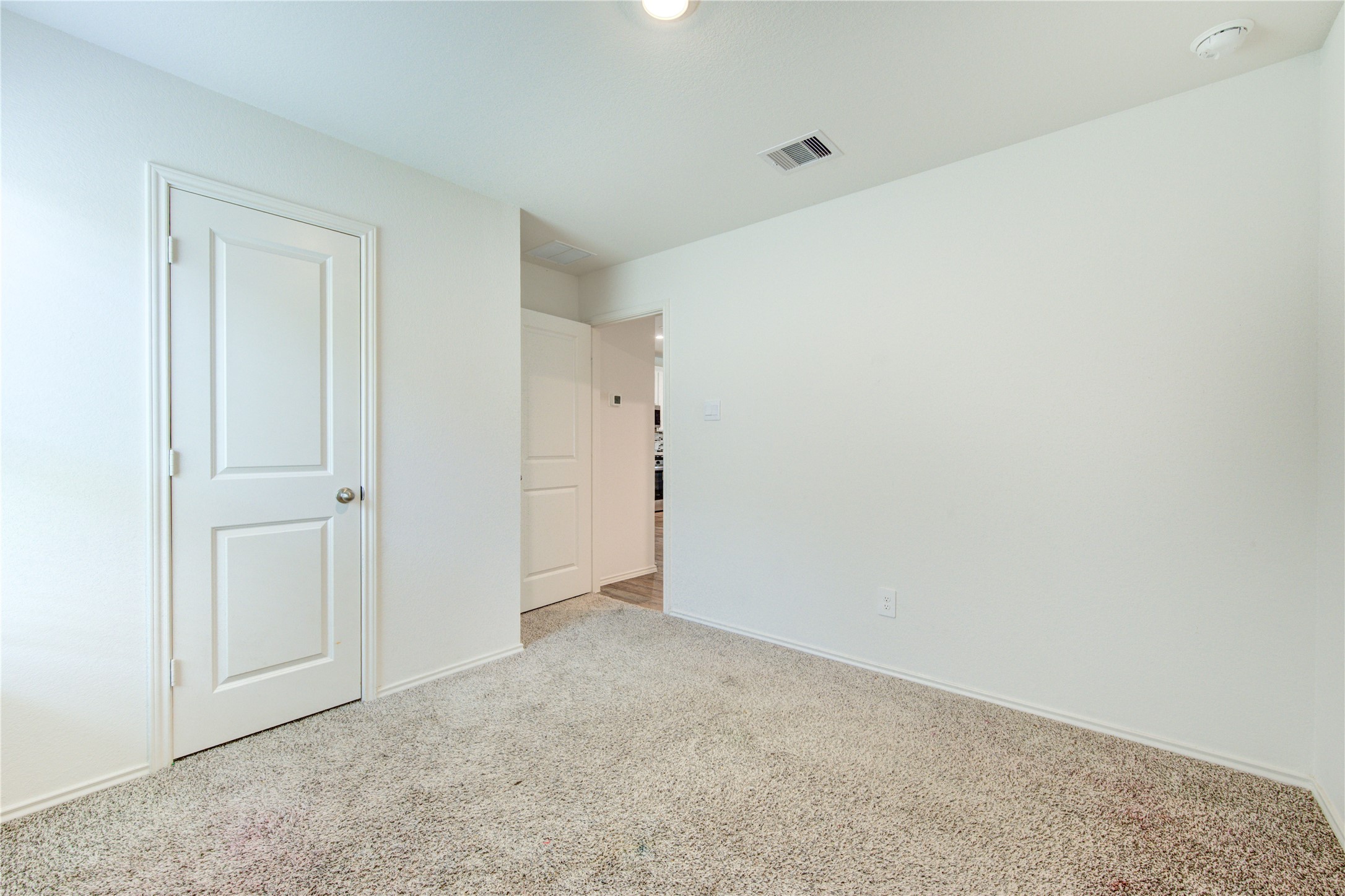 4306 Zeke Estates Lane Property Photo 6