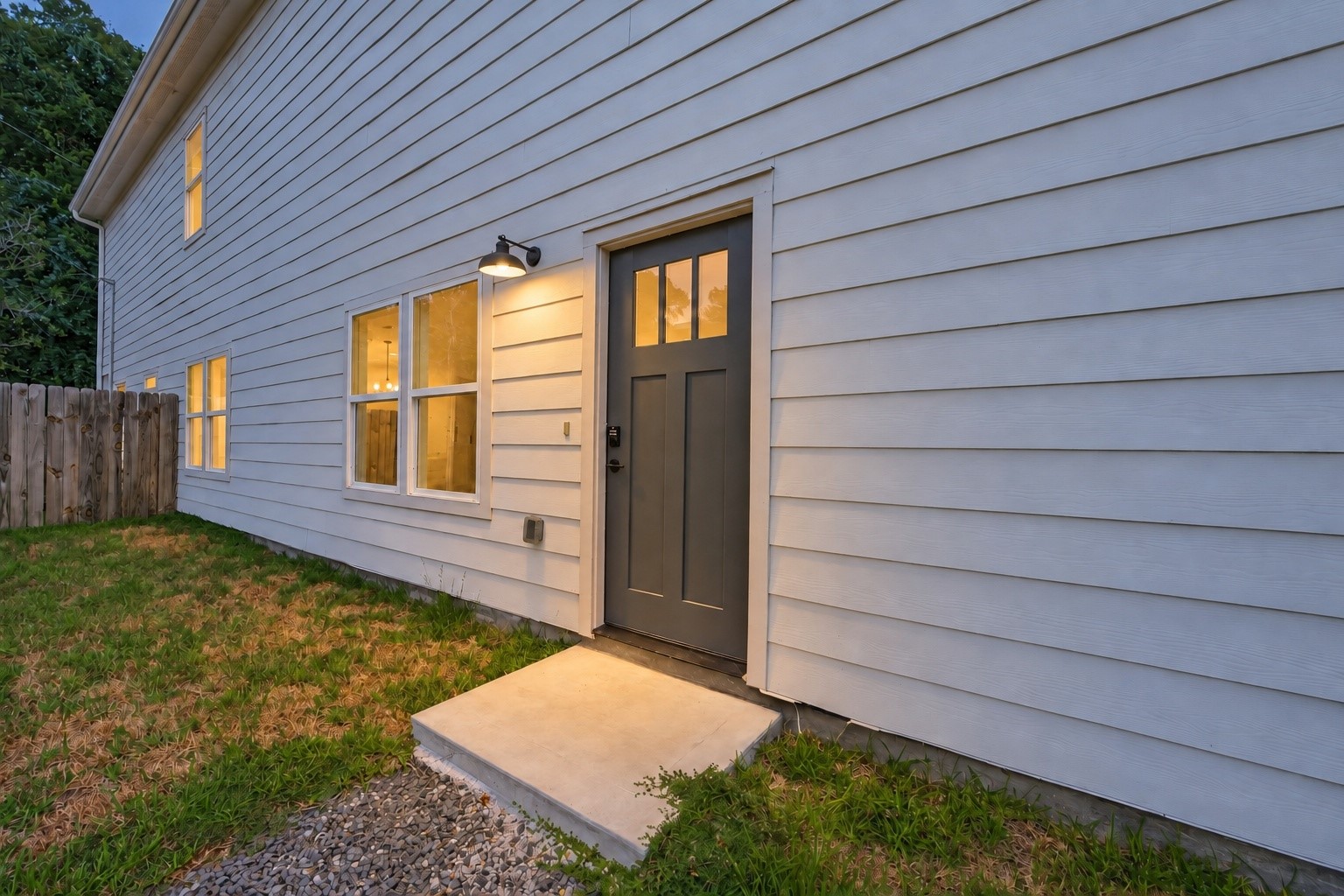 7903 Sunnyhill Street Property Photo 1