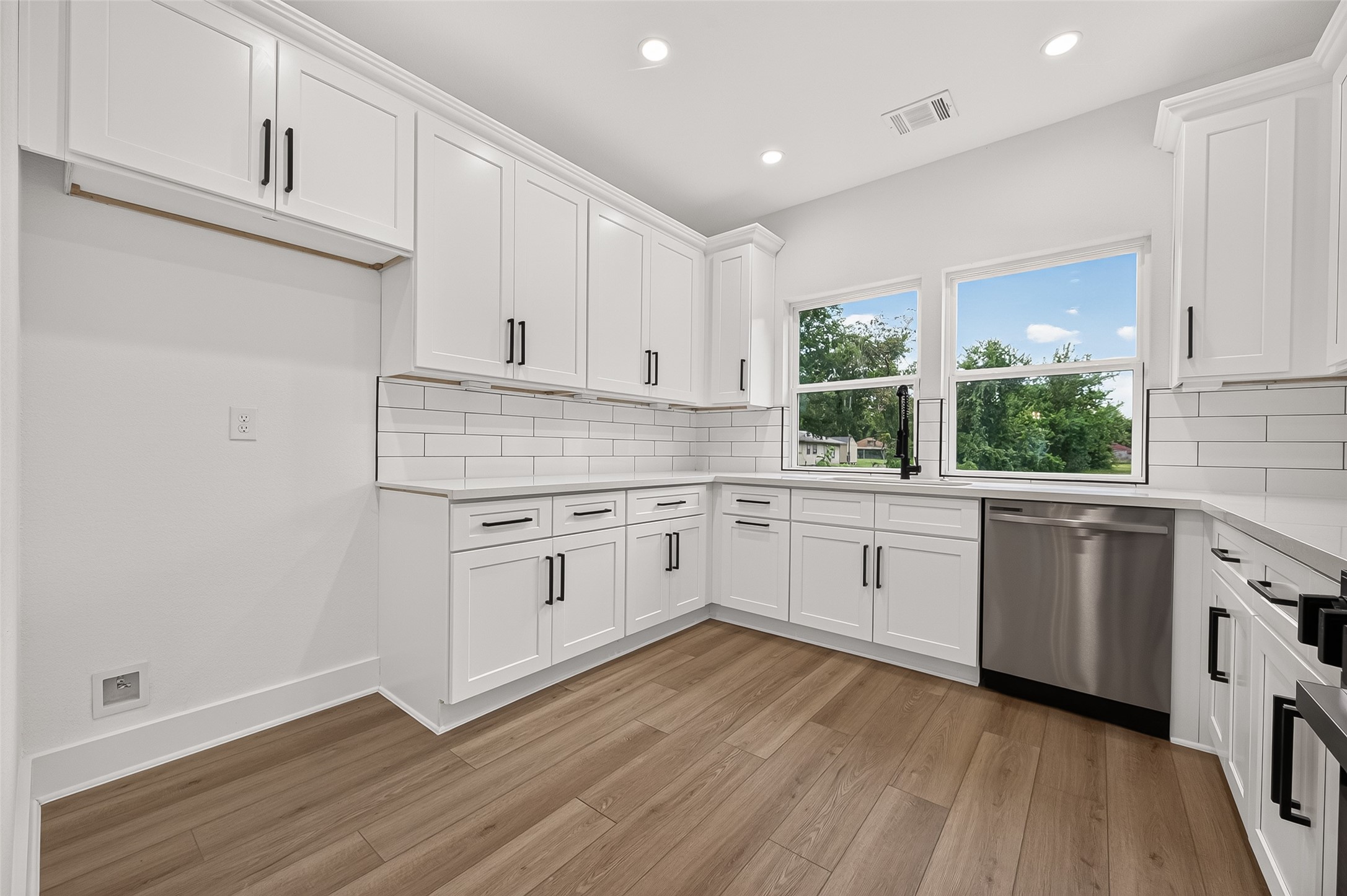 7903 Sunnyhill Street Property Photo 16