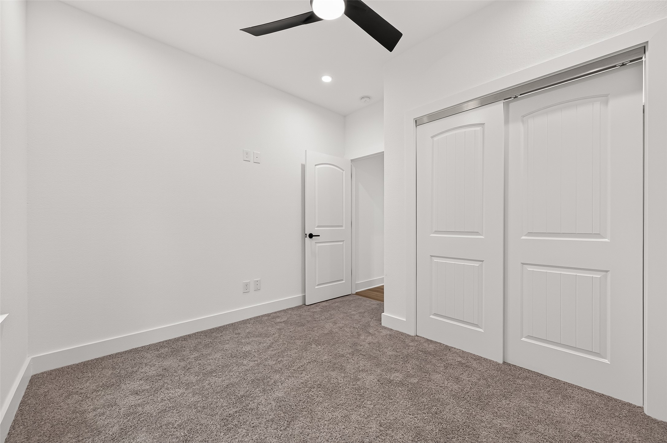 7903 Sunnyhill Street Property Photo 23