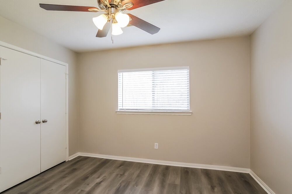 31518 Kingston Village Drive Property Photo 14