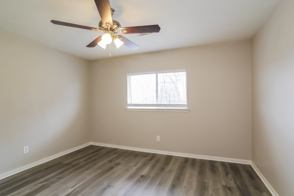 31518 Kingston Village Drive Property Photo 15
