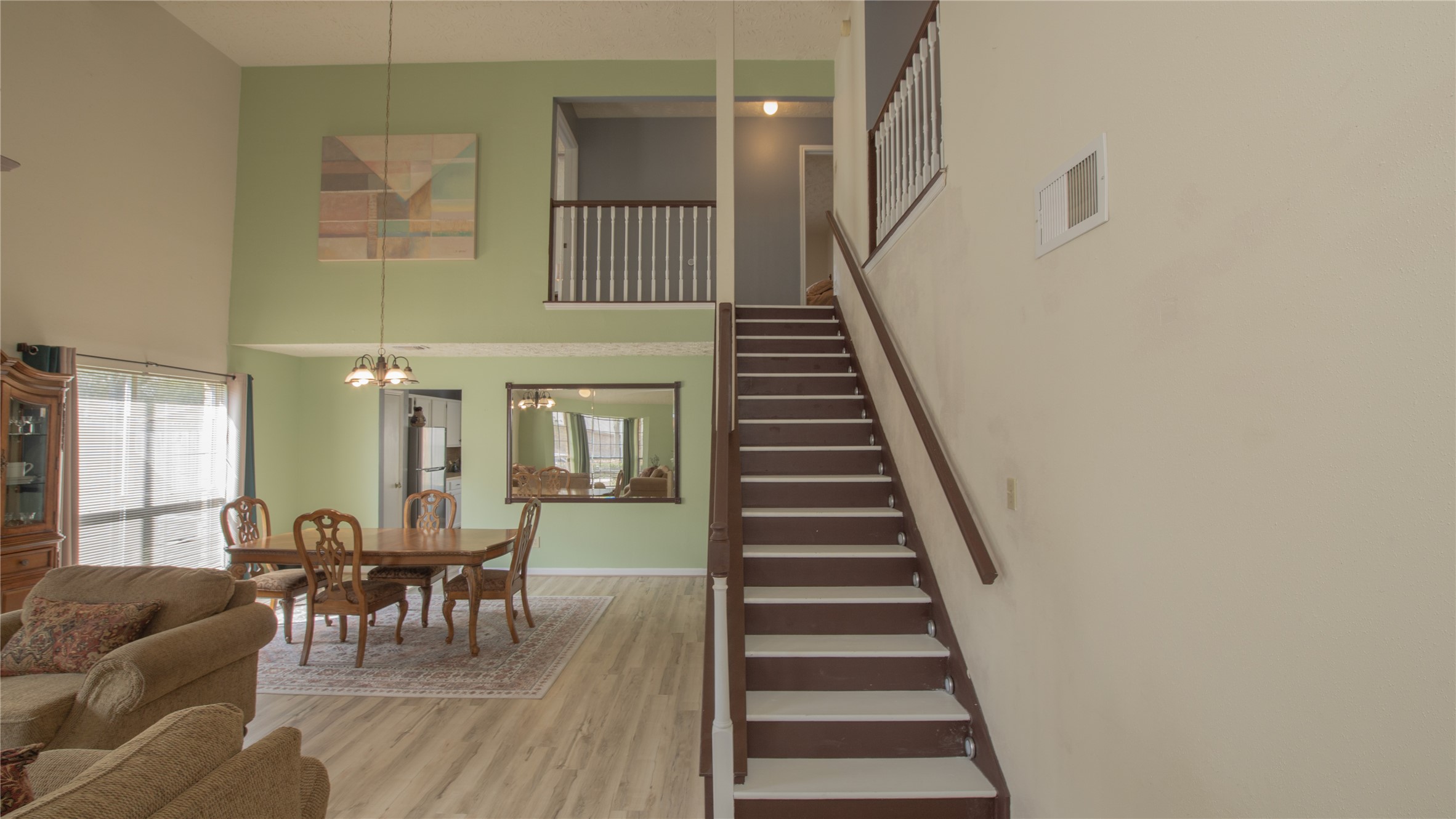 1226 Brook Grove Drive Property Photo 4