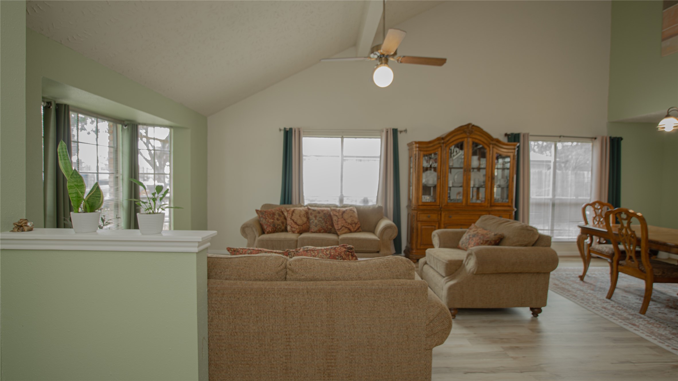 1226 Brook Grove Drive Property Photo 6