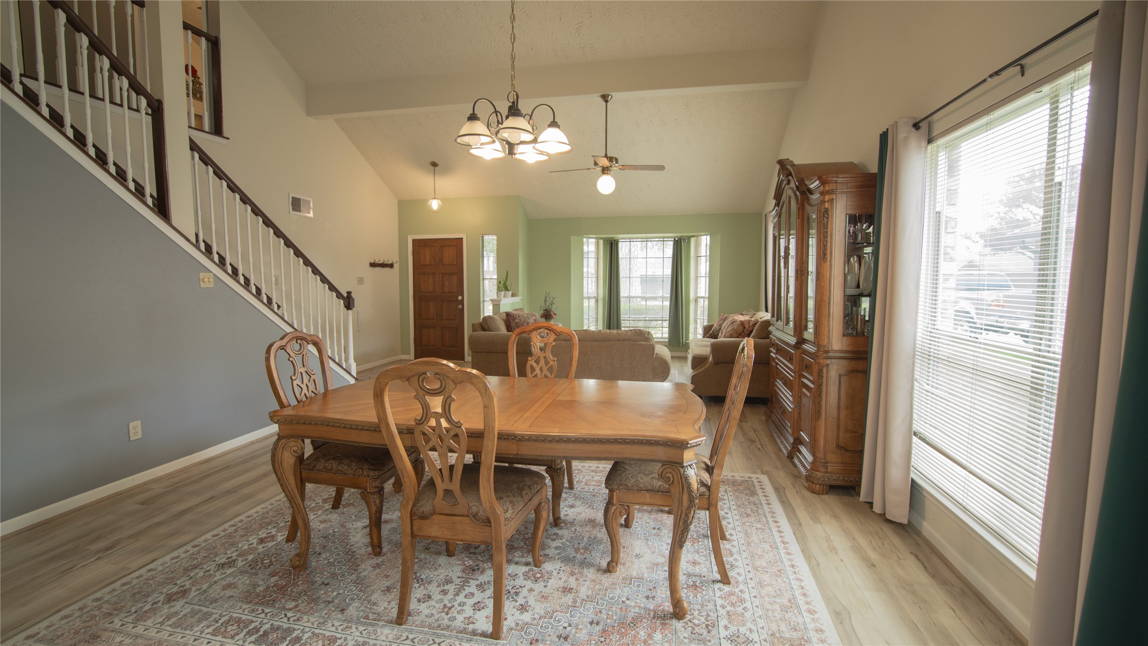 1226 Brook Grove Drive Property Photo 8