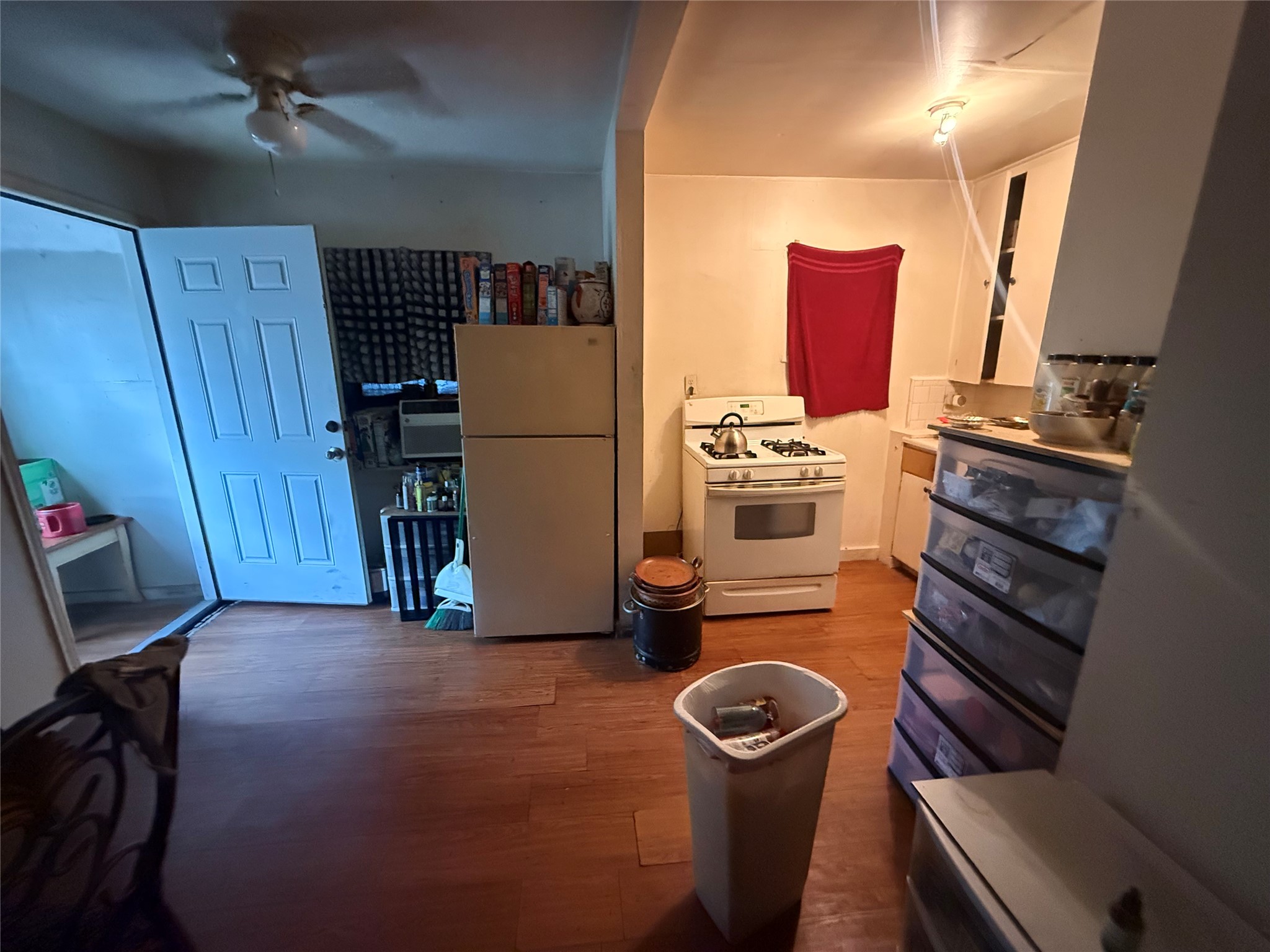 6723 Avenue P Property Photo 28