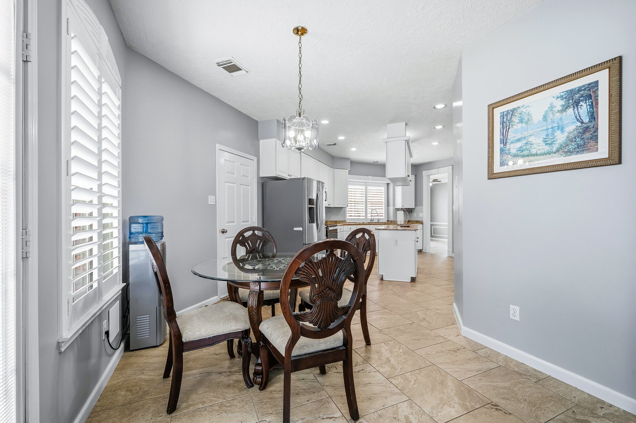 531 W North Hill Drive Property Photo 10
