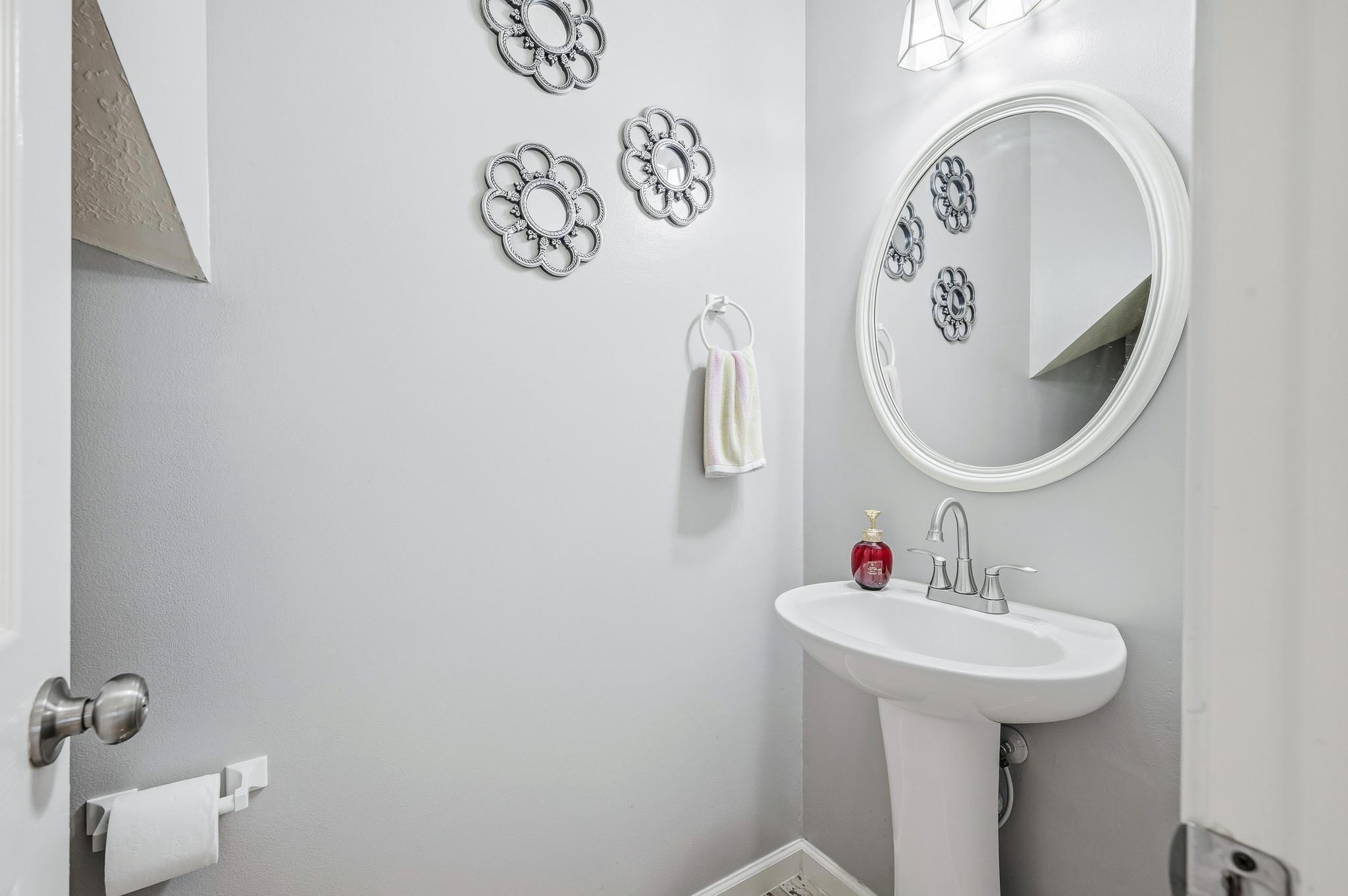 531 W North Hill Drive Property Photo 16