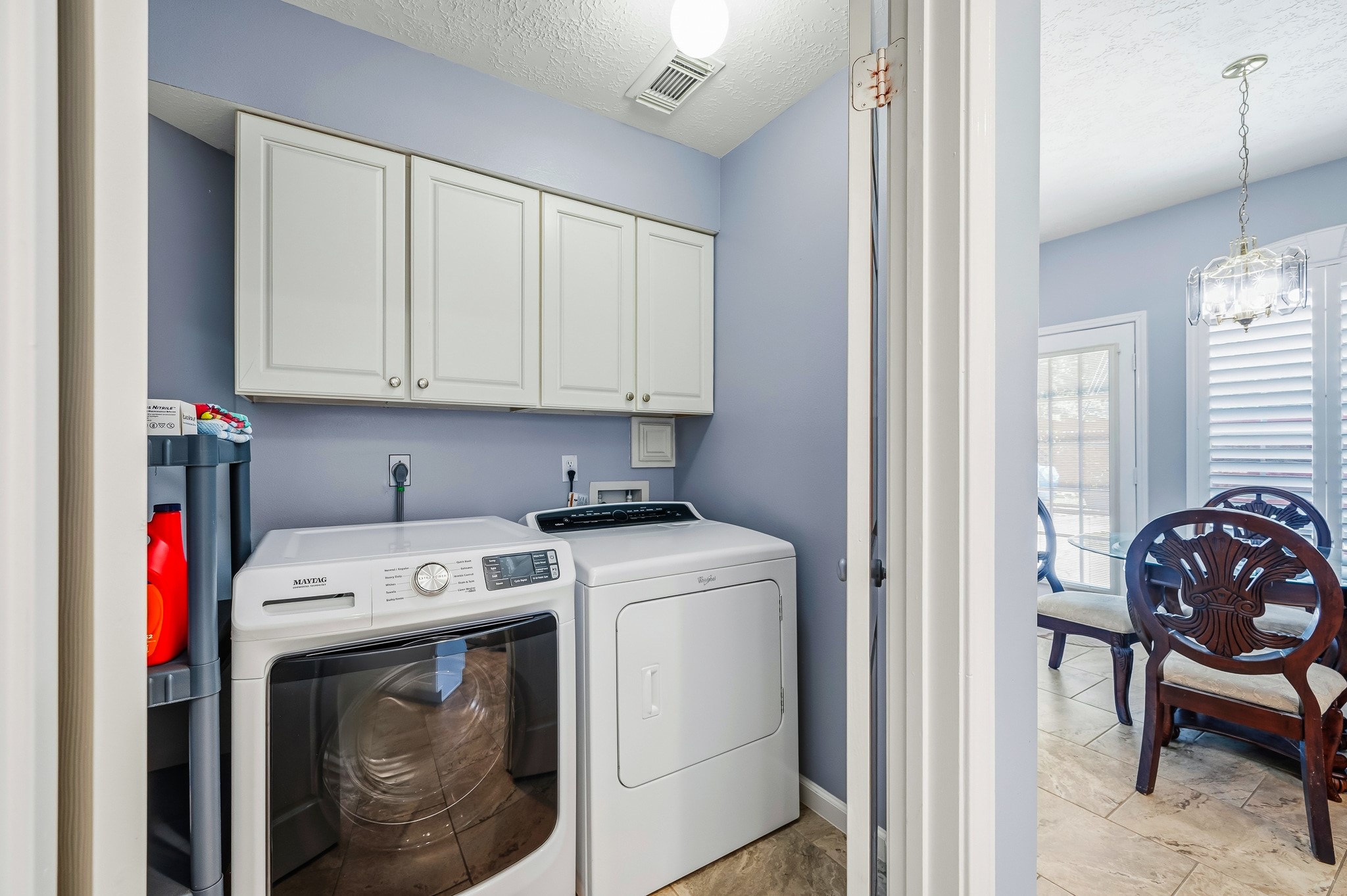 531 W North Hill Drive Property Photo 18
