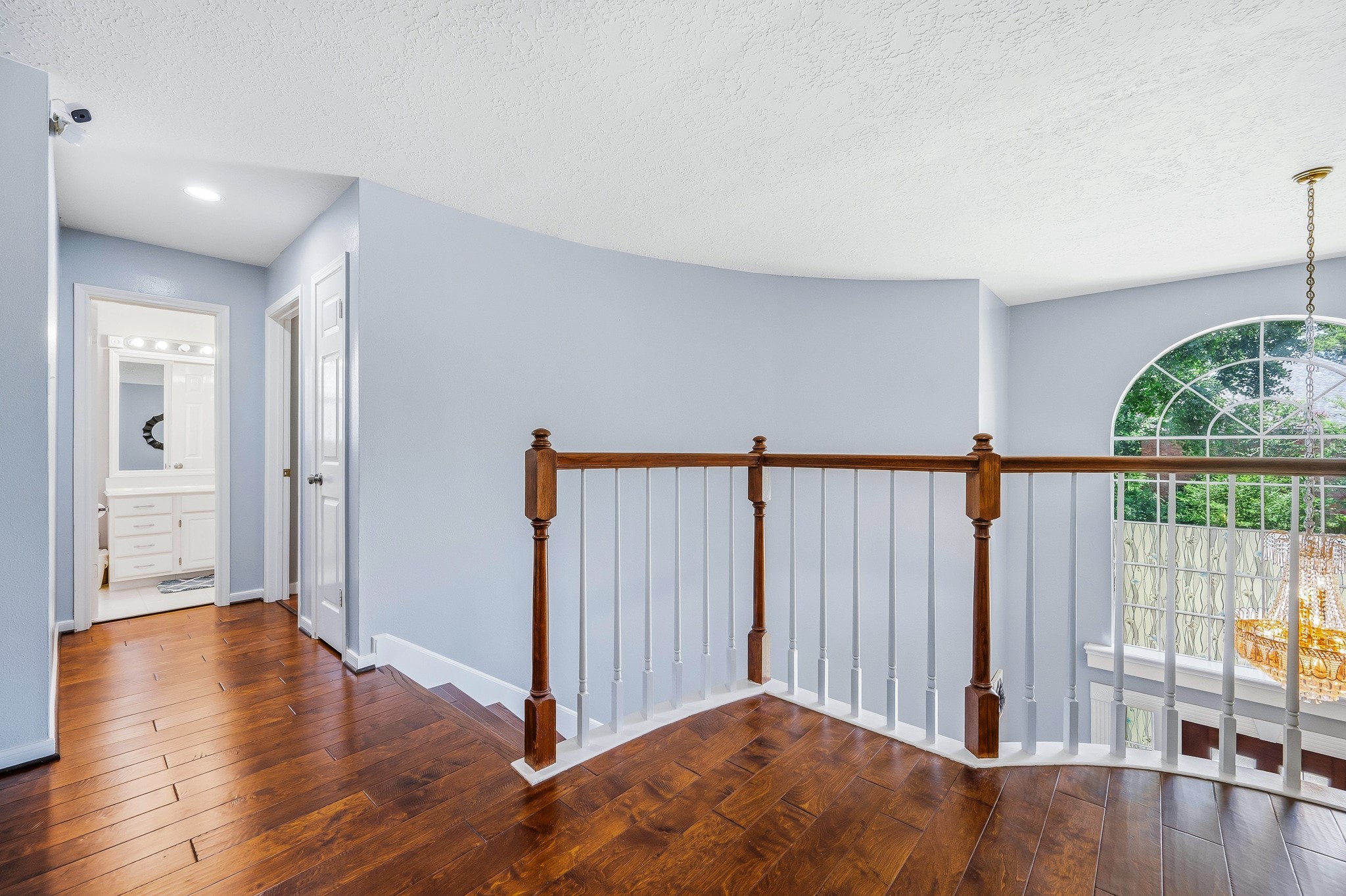 531 W North Hill Drive Property Photo 20
