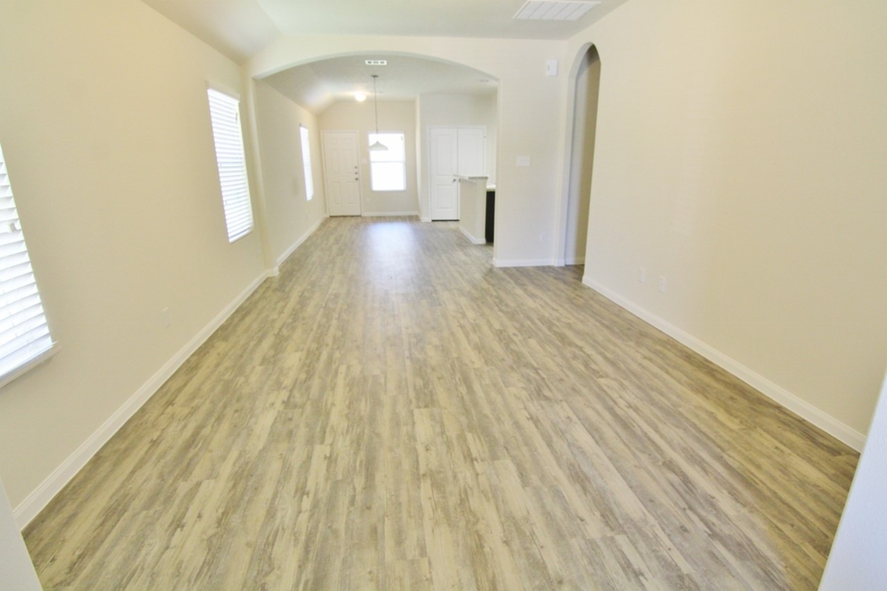 14459 Platzer Drive Property Photo 4