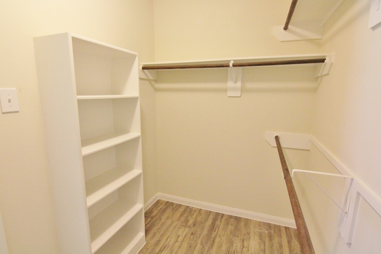 14459 Platzer Drive Property Photo 8