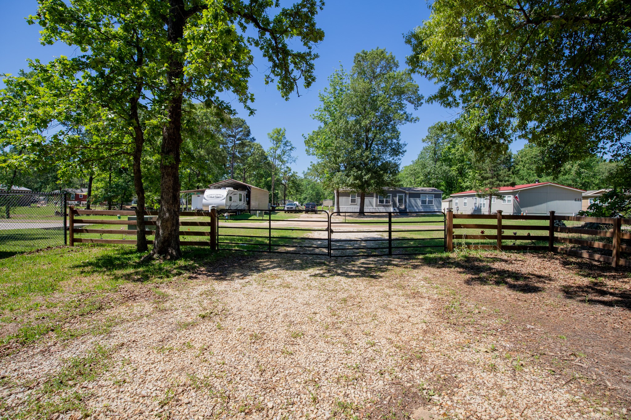211 Acorn Drive Property Photo 9