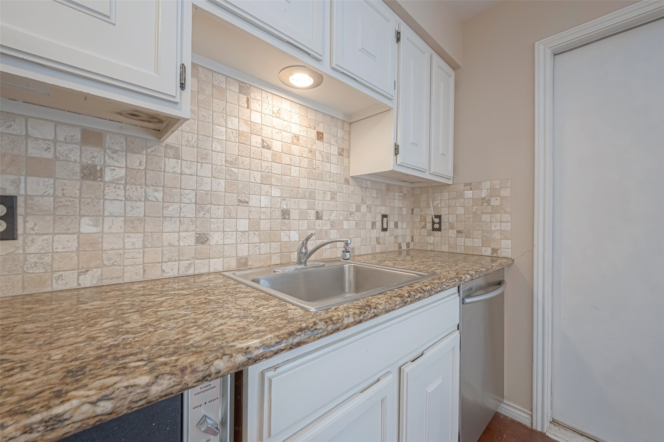 10217 Longmont Drive Property Photo 17