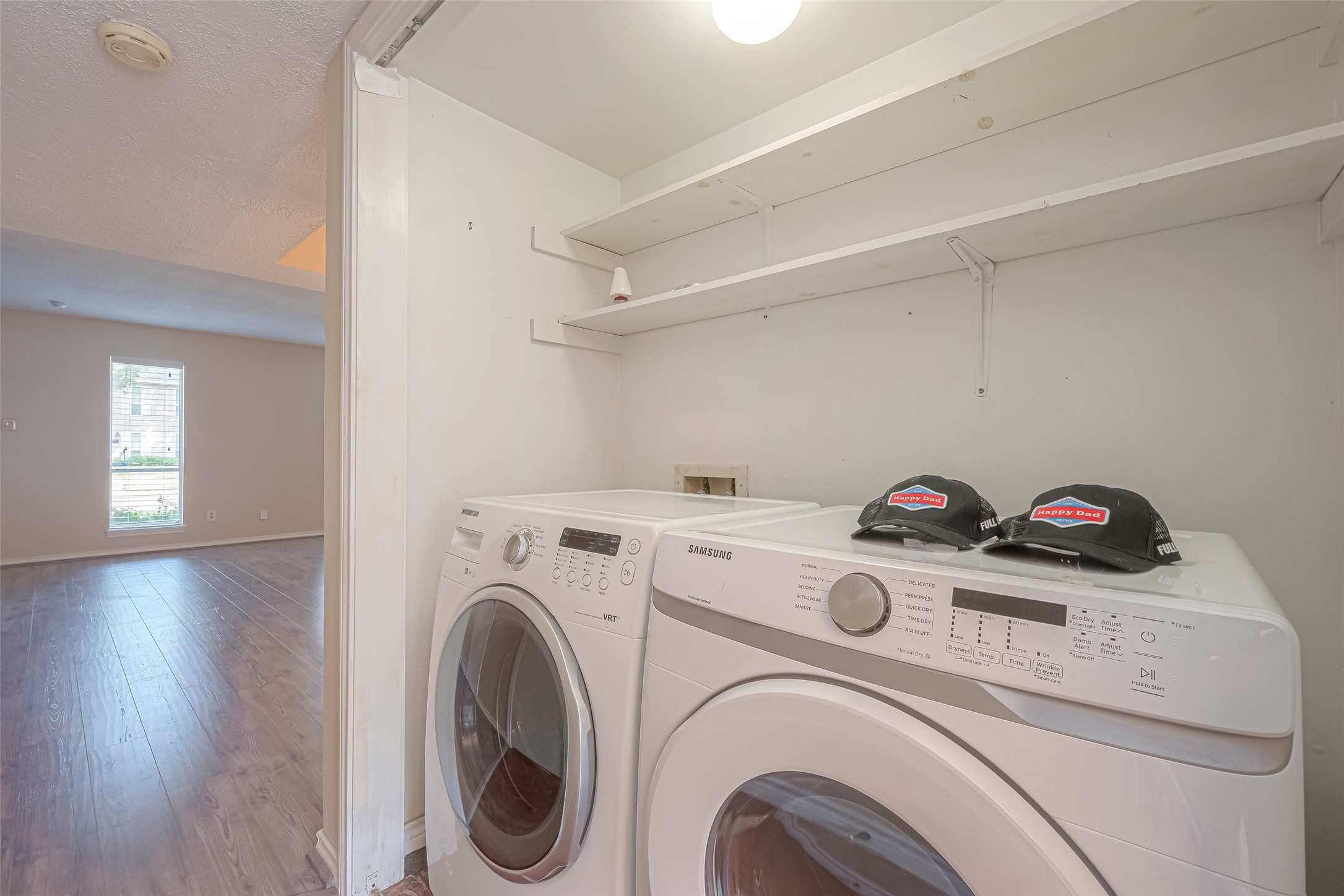 10217 Longmont Drive Property Photo 18