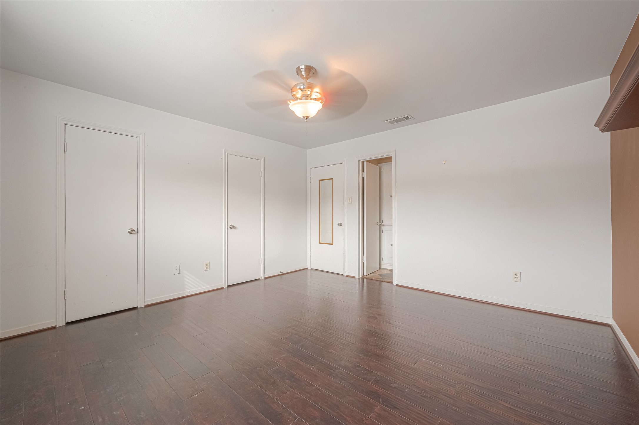 10217 Longmont Drive Property Photo 22