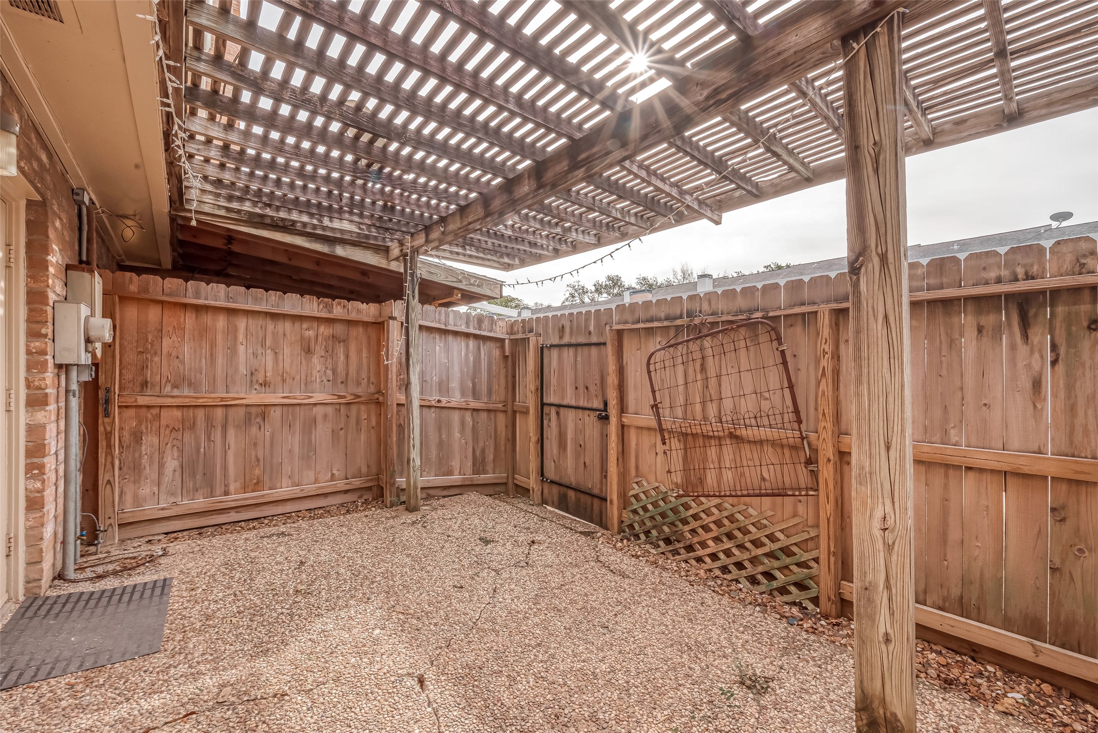 10217 Longmont Drive Property Photo 33