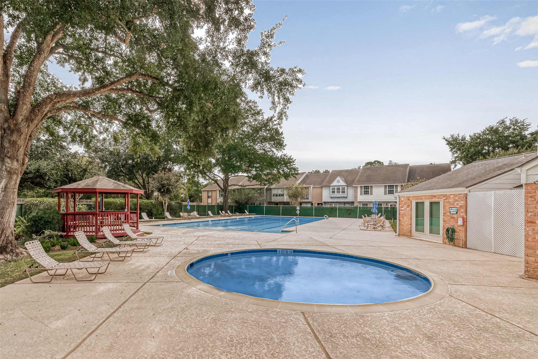 10217 Longmont Drive Property Photo 38