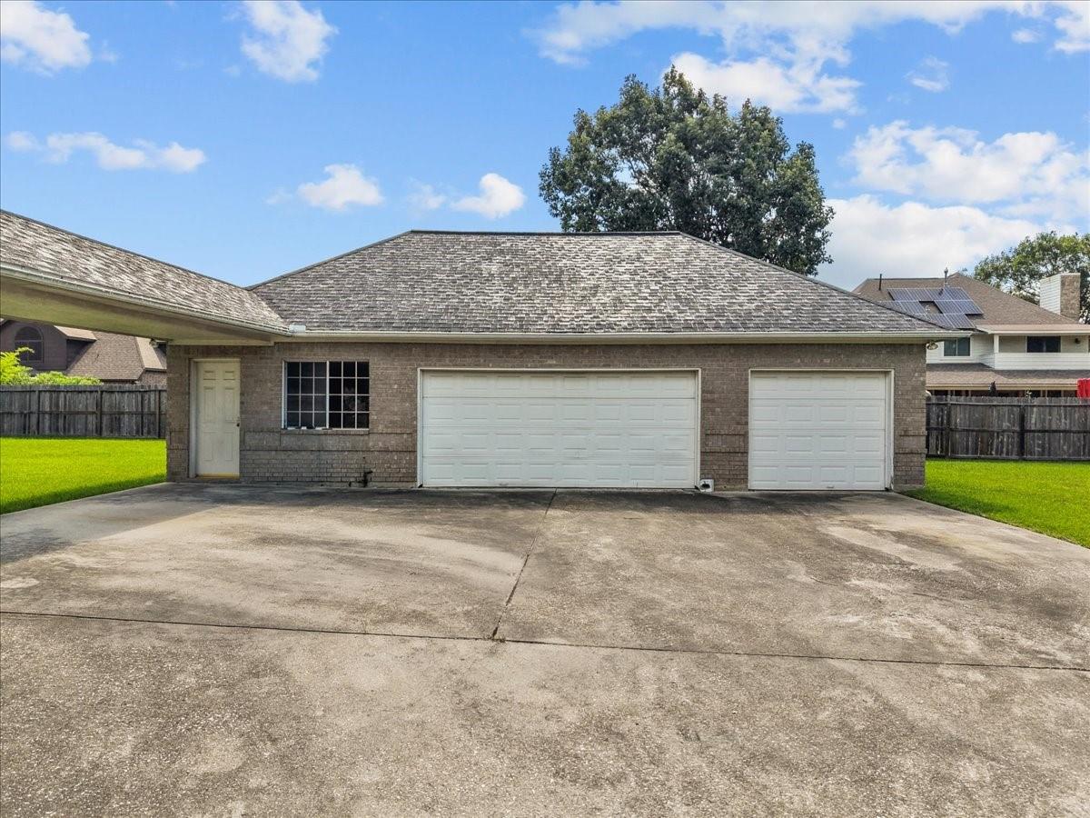 4402 Santee Drive, Baytown Tx 77521 Property Photo 5