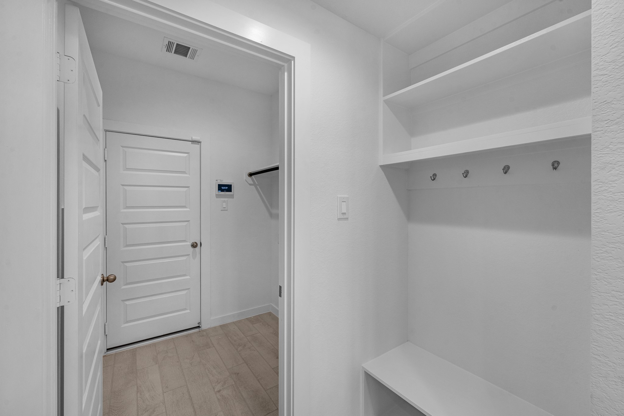 5618 Toledo Pines Lane Property Photo 6
