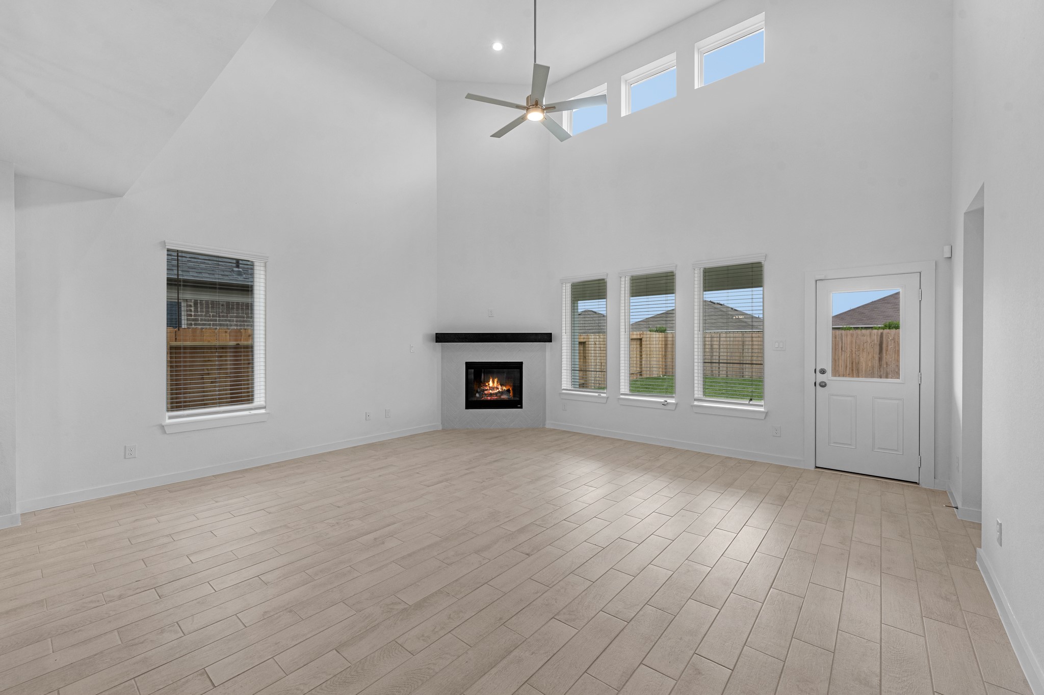 5618 Toledo Pines Lane Property Photo 9