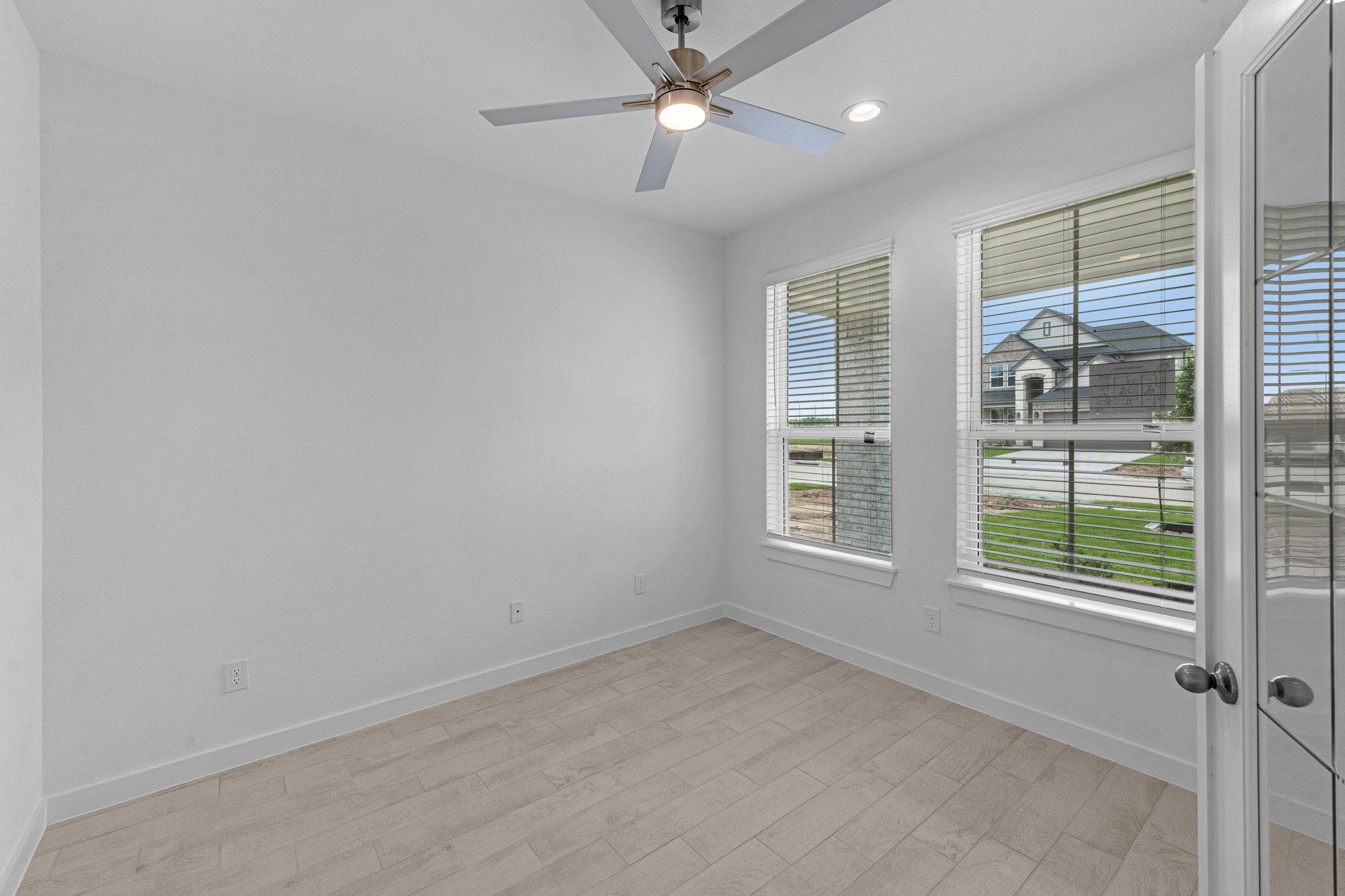 5618 Toledo Pines Lane Property Photo 17