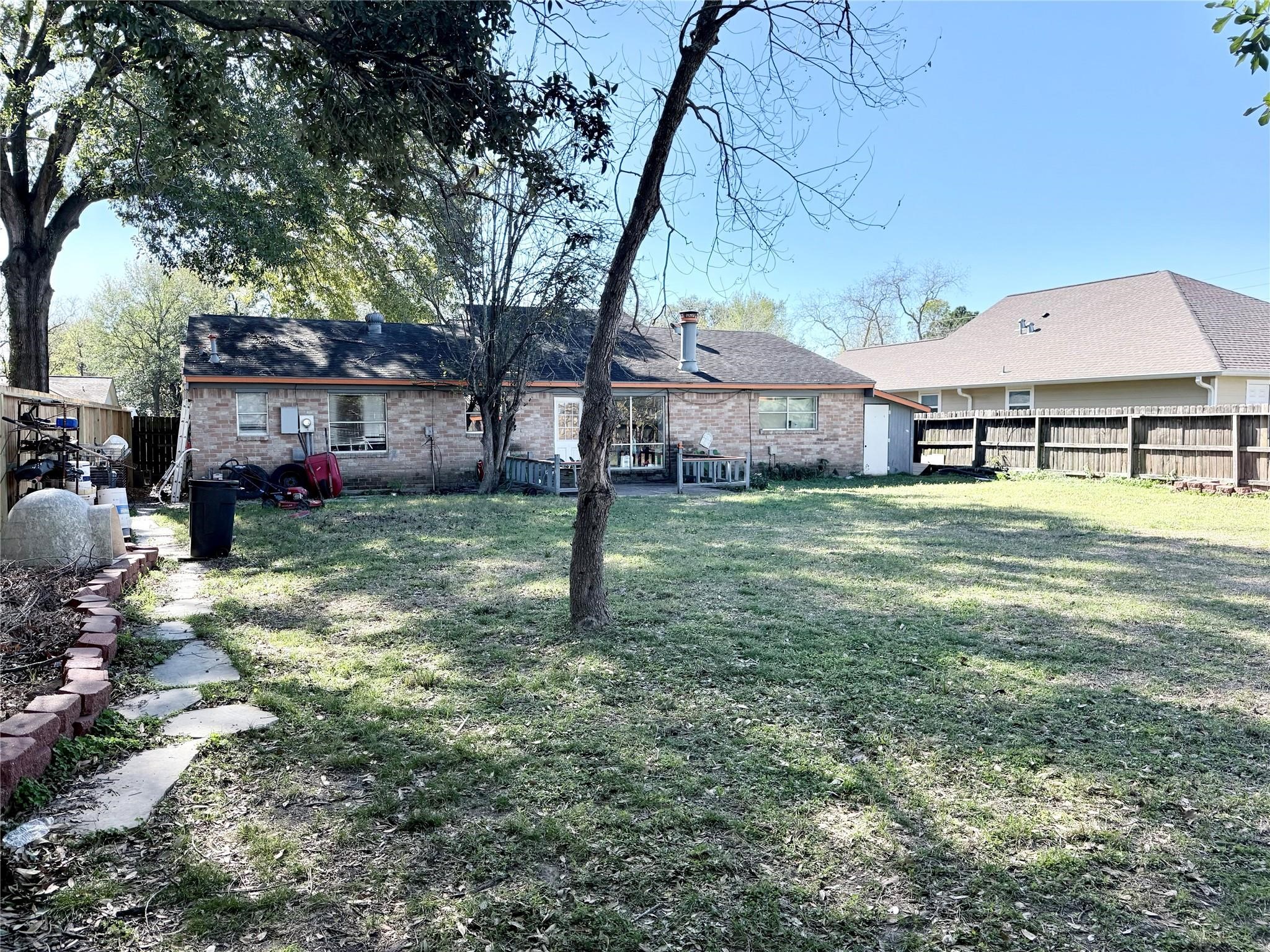 13114 Maxim Drive Property Photo 3