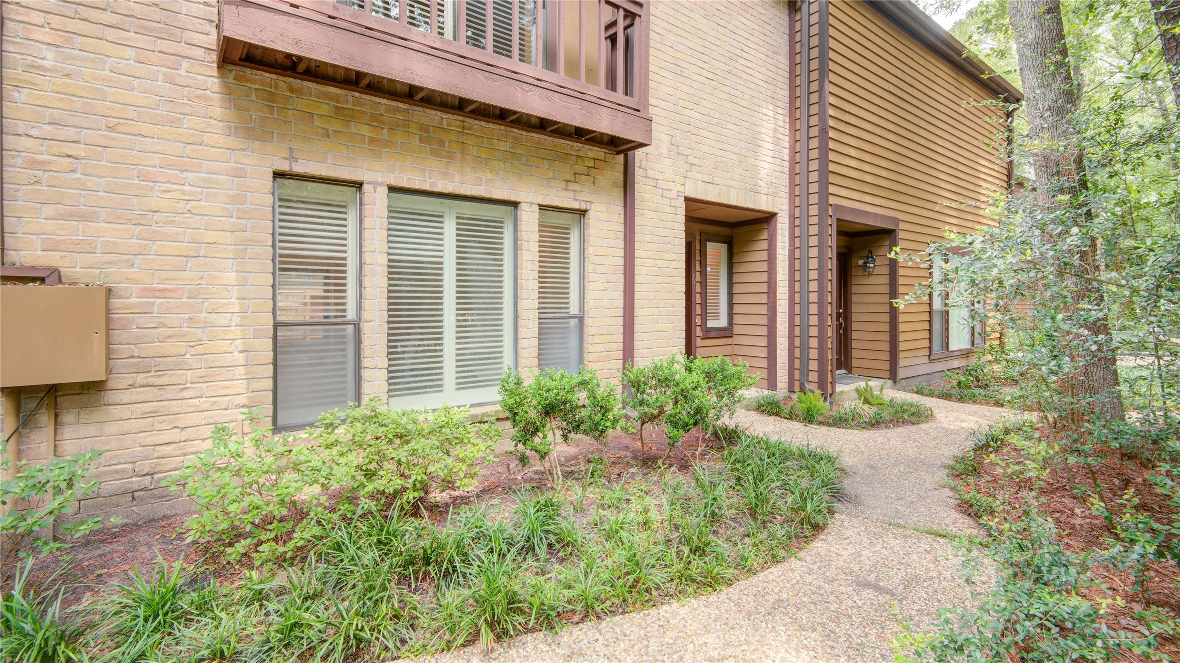 11711 Memorial Drive 11 Property Photo 2