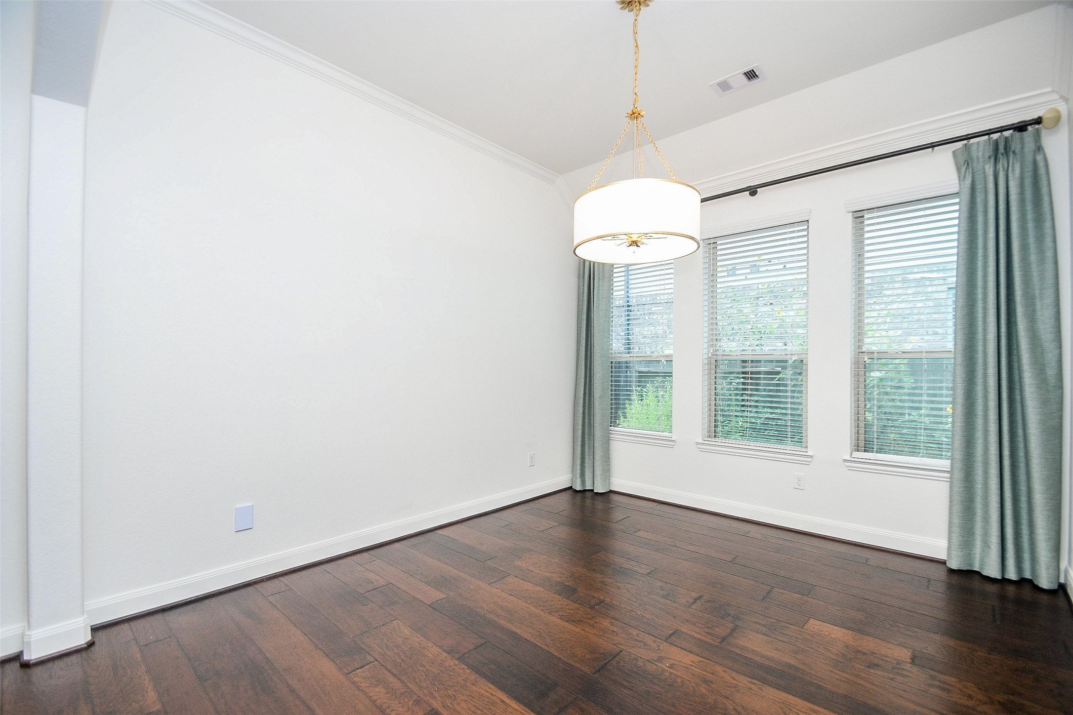 4827 Addison Forest Trail Property Photo 8