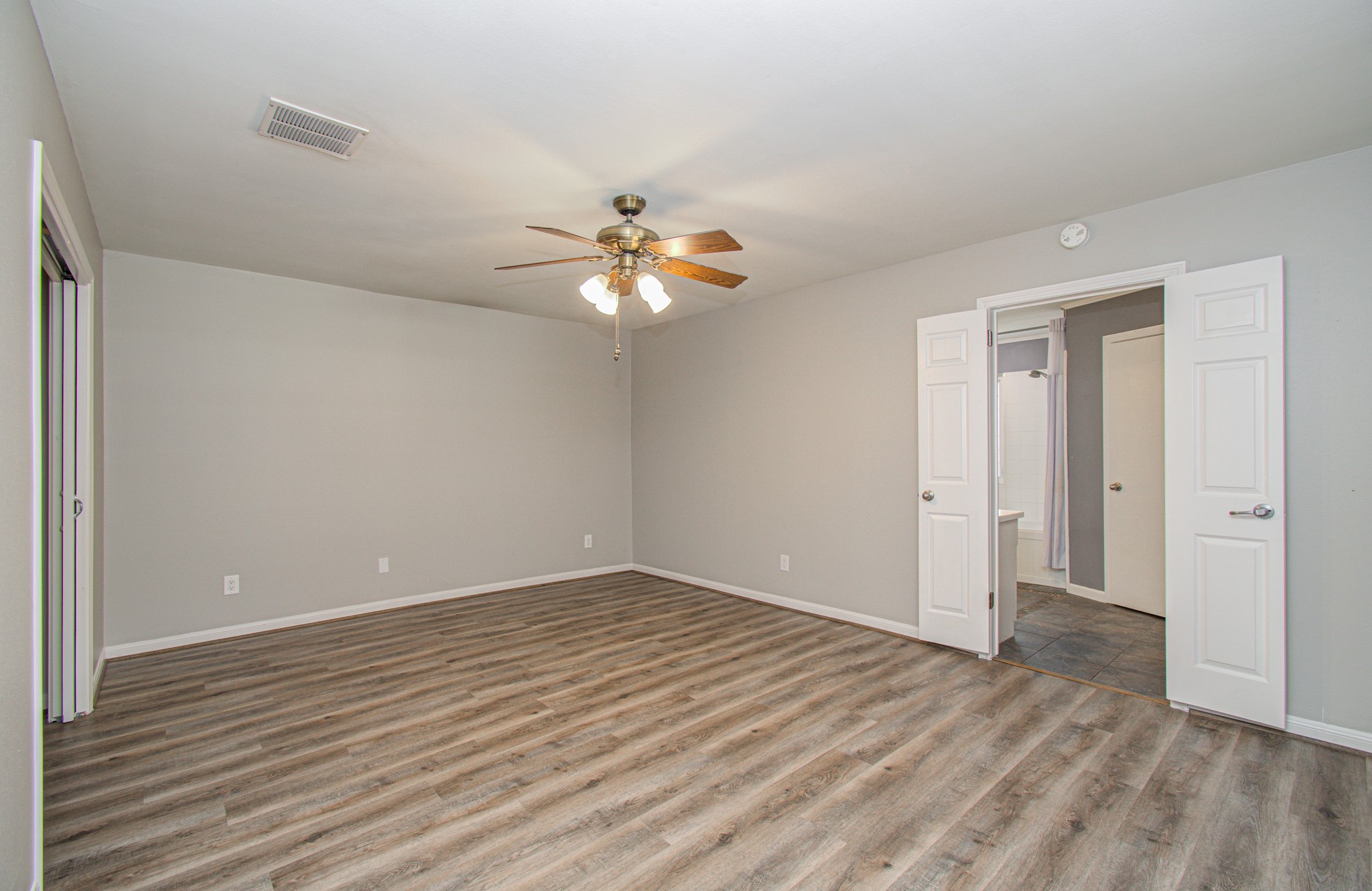 10715 Candlewood Drive Property Photo 17