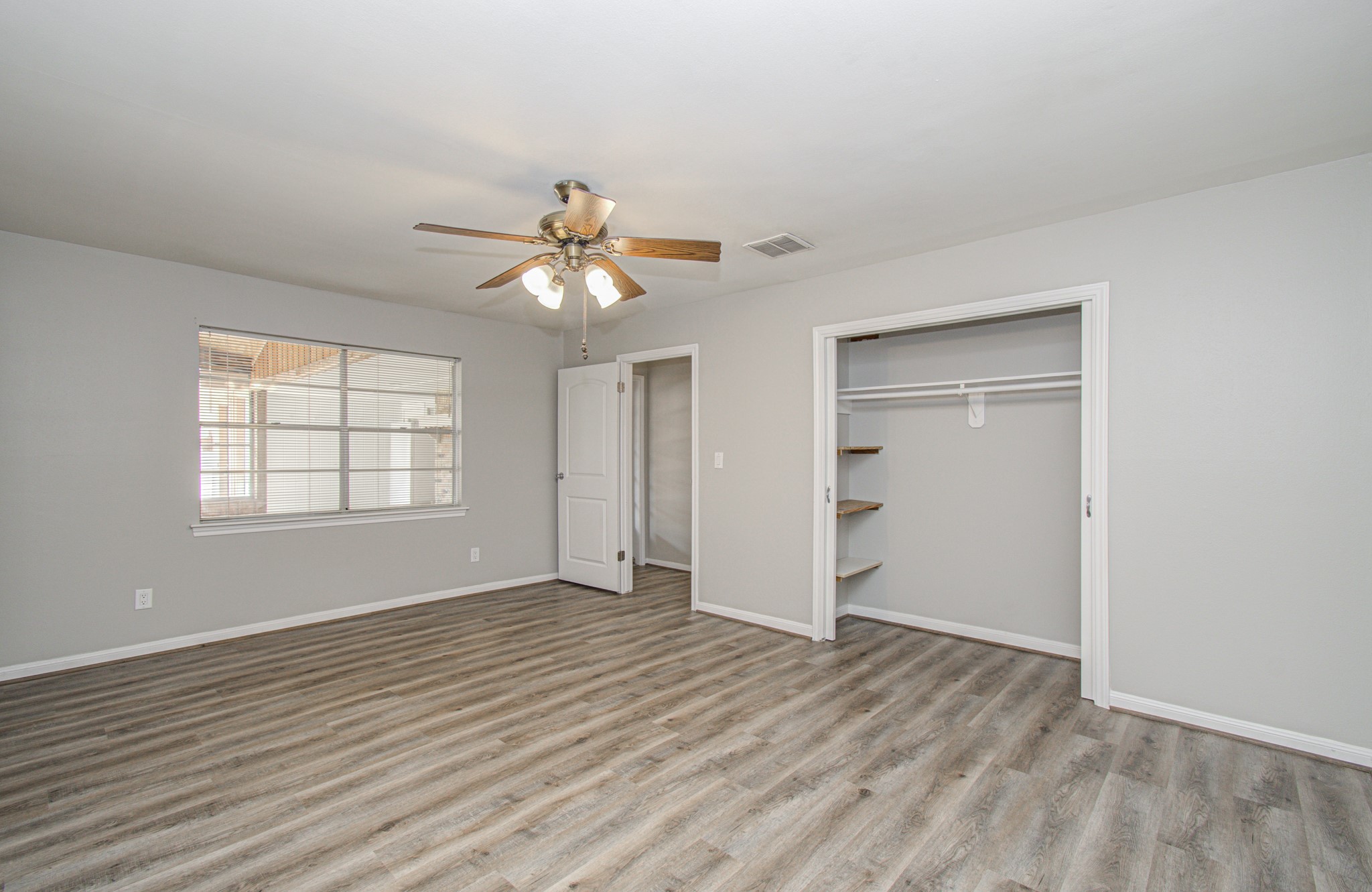 10715 Candlewood Drive Property Photo 19