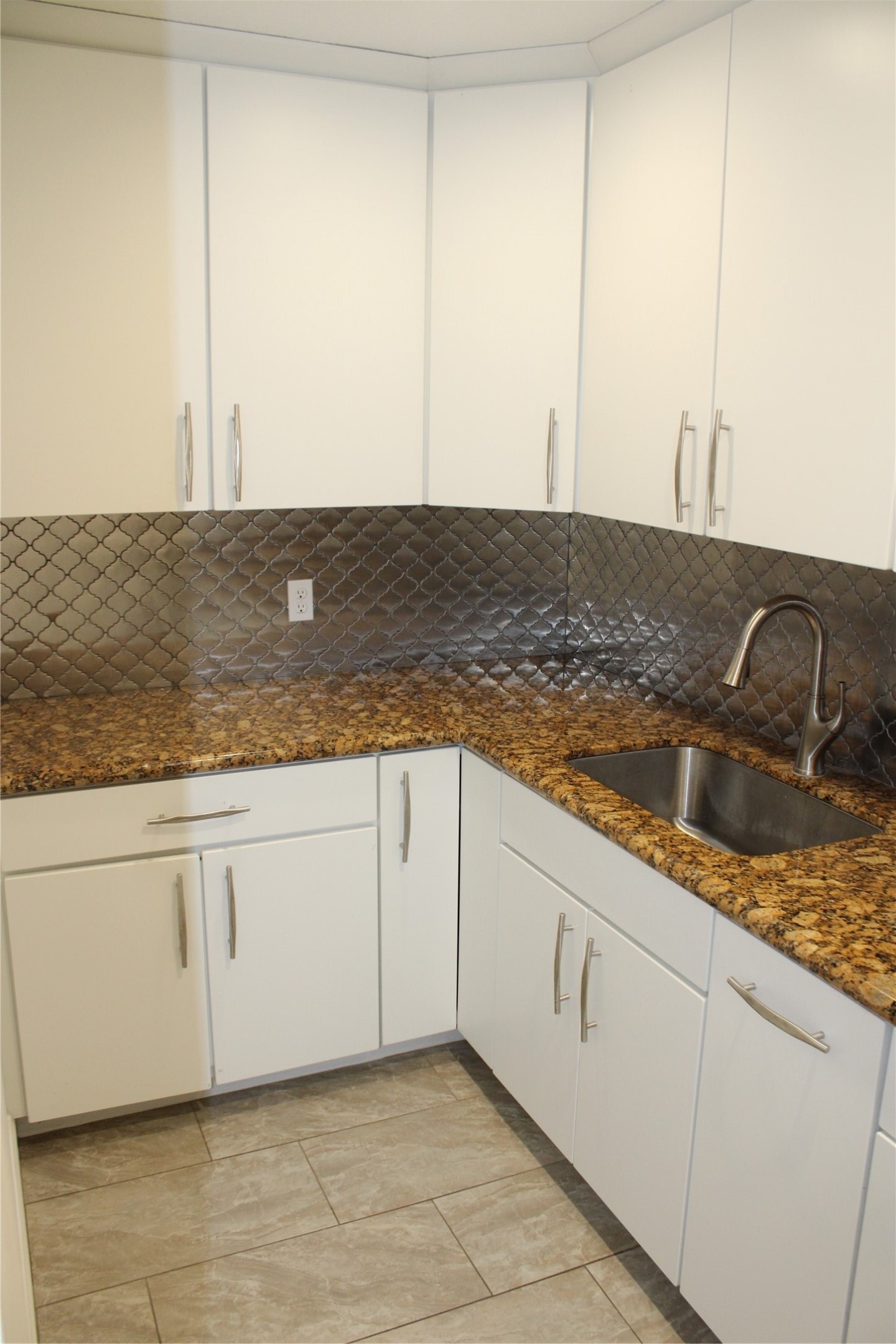 25730 Beckendorff Road Property Photo 15