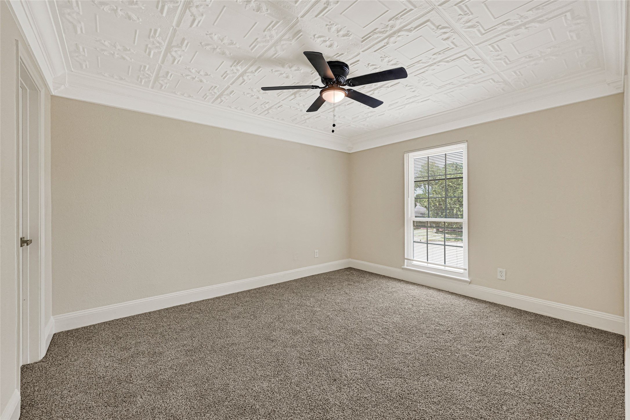 20435 Blue Juniper Drive Property Photo 23