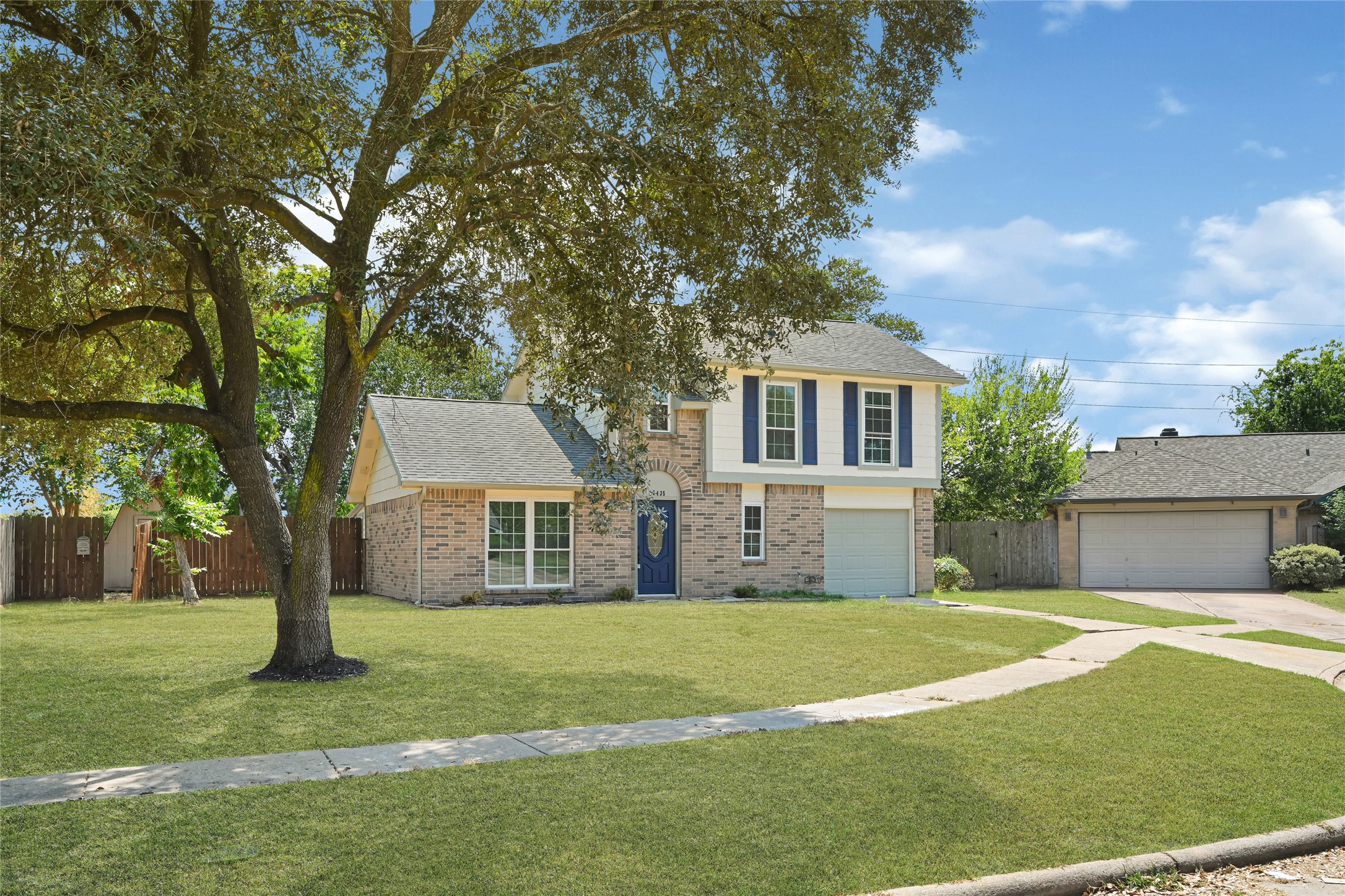 20435 Blue Juniper Drive Property Photo 27
