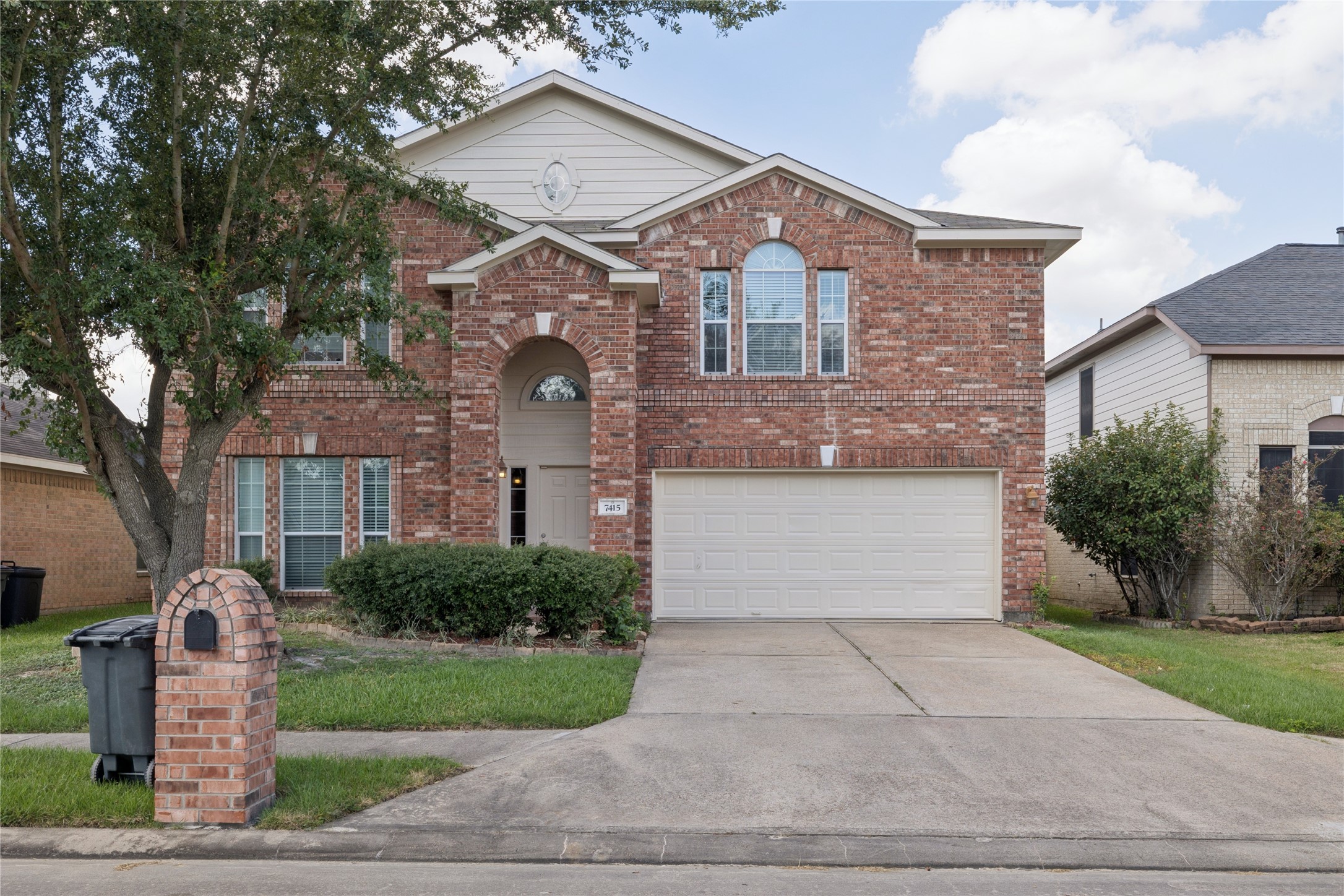 7415 Forestay Lane Property Photo 2