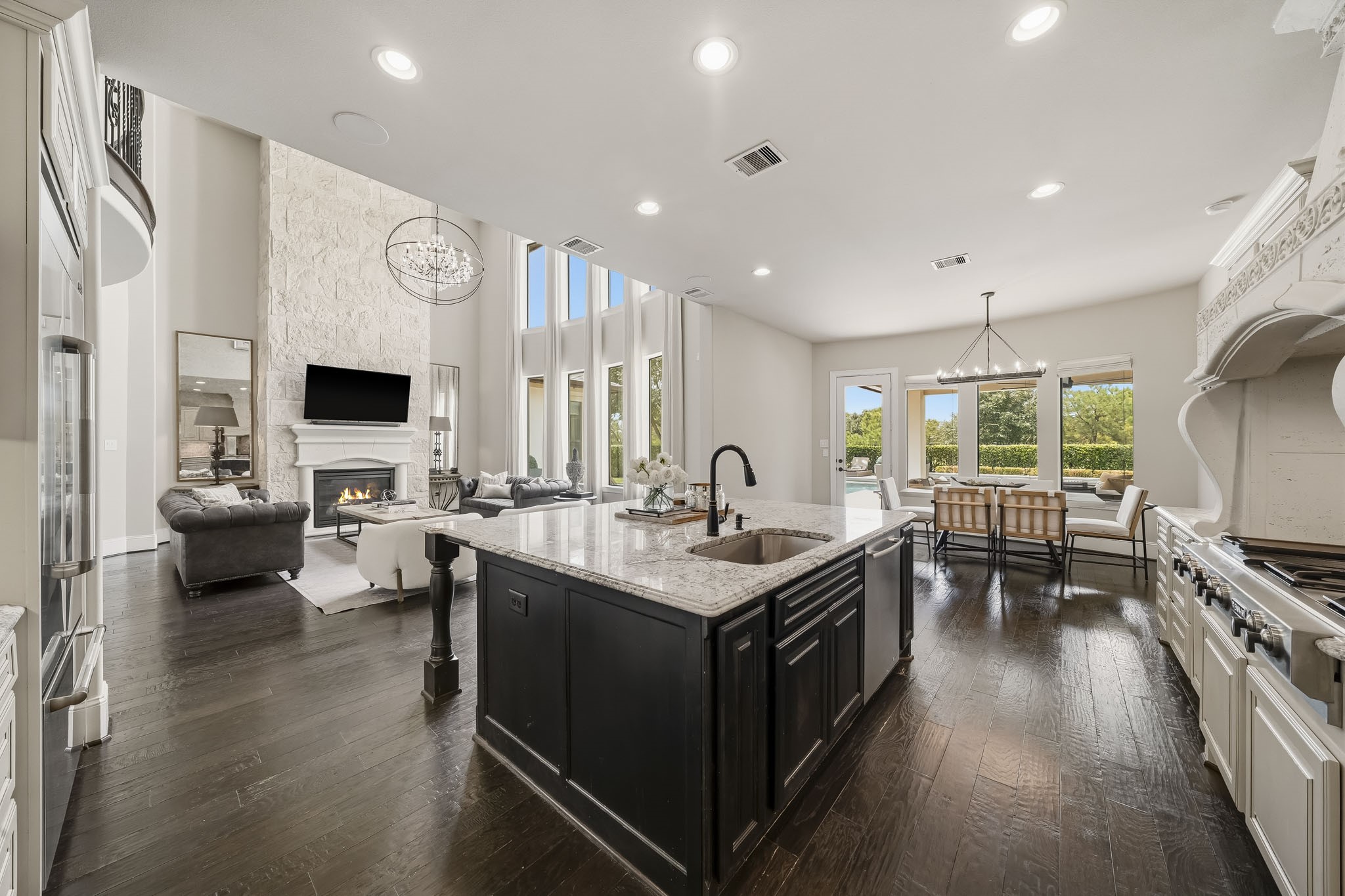 10607 Pebblecreek Crossing Property Photo 18